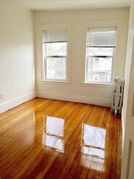 110 Jackson St, Hyde Park