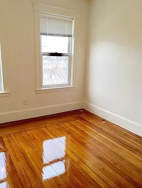 110 Jackson St, Hyde Park