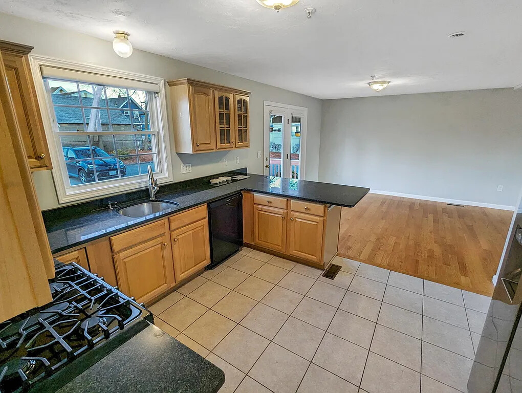 10 Bayfield Rd, Quincy