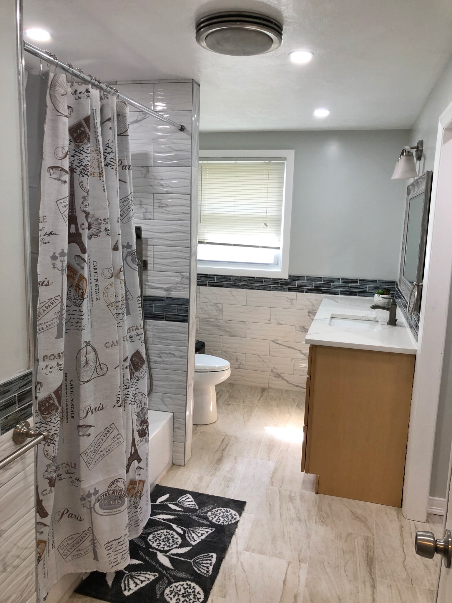 3 bed, 2 bath apartment for rent at 23 Hollis St, Randolph — photo 8 of 21