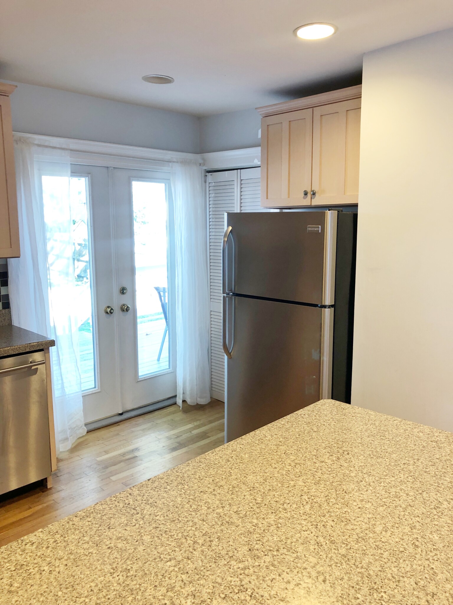 3 bed, 2 bath apartment for rent at 21 Edgemont Rd, Braintree — photo 7 of 33