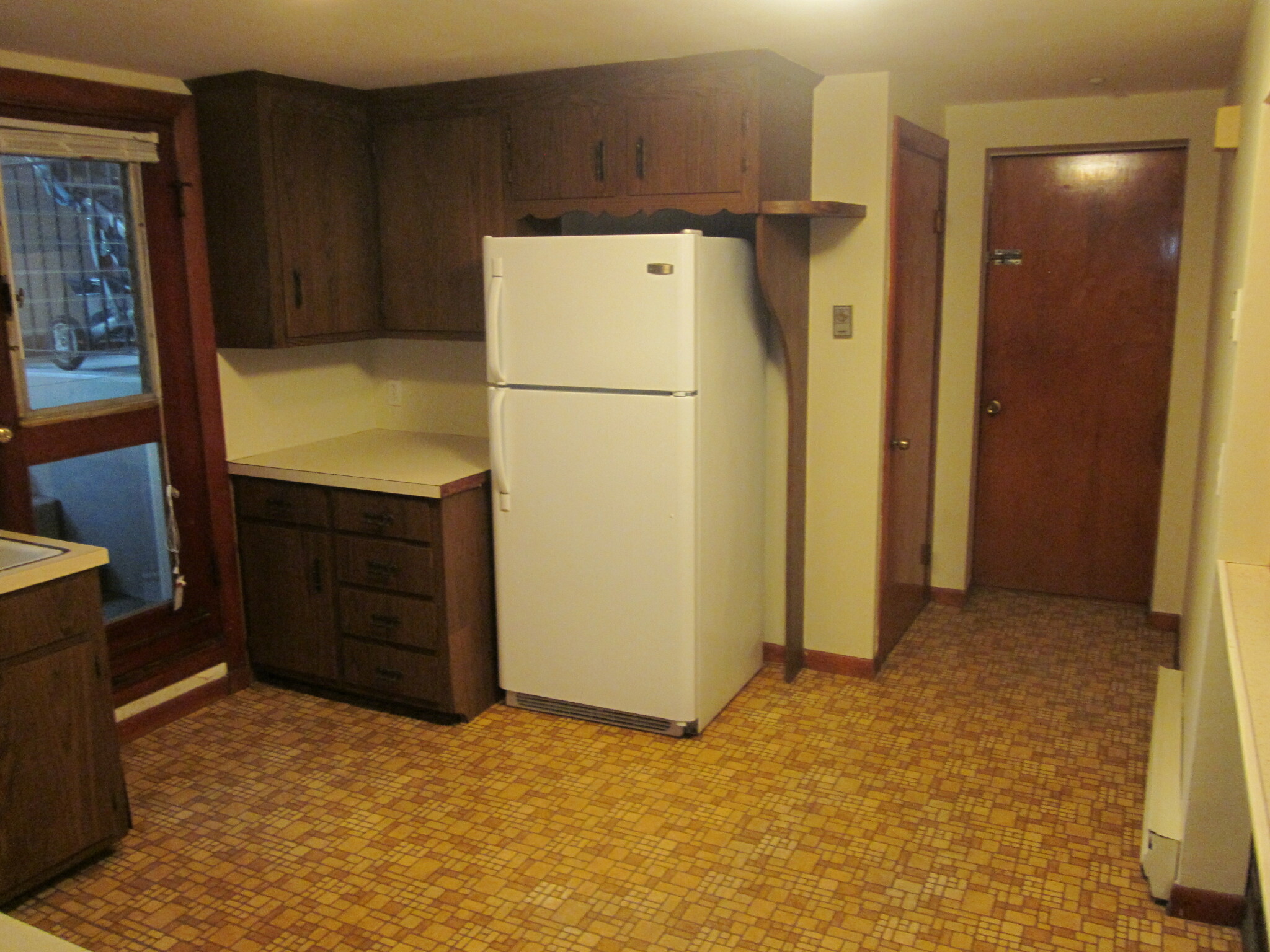 3 bed, 2 bath apartment for rent at 21 1st St Unit 5B, Quincy — photo 5 of 16