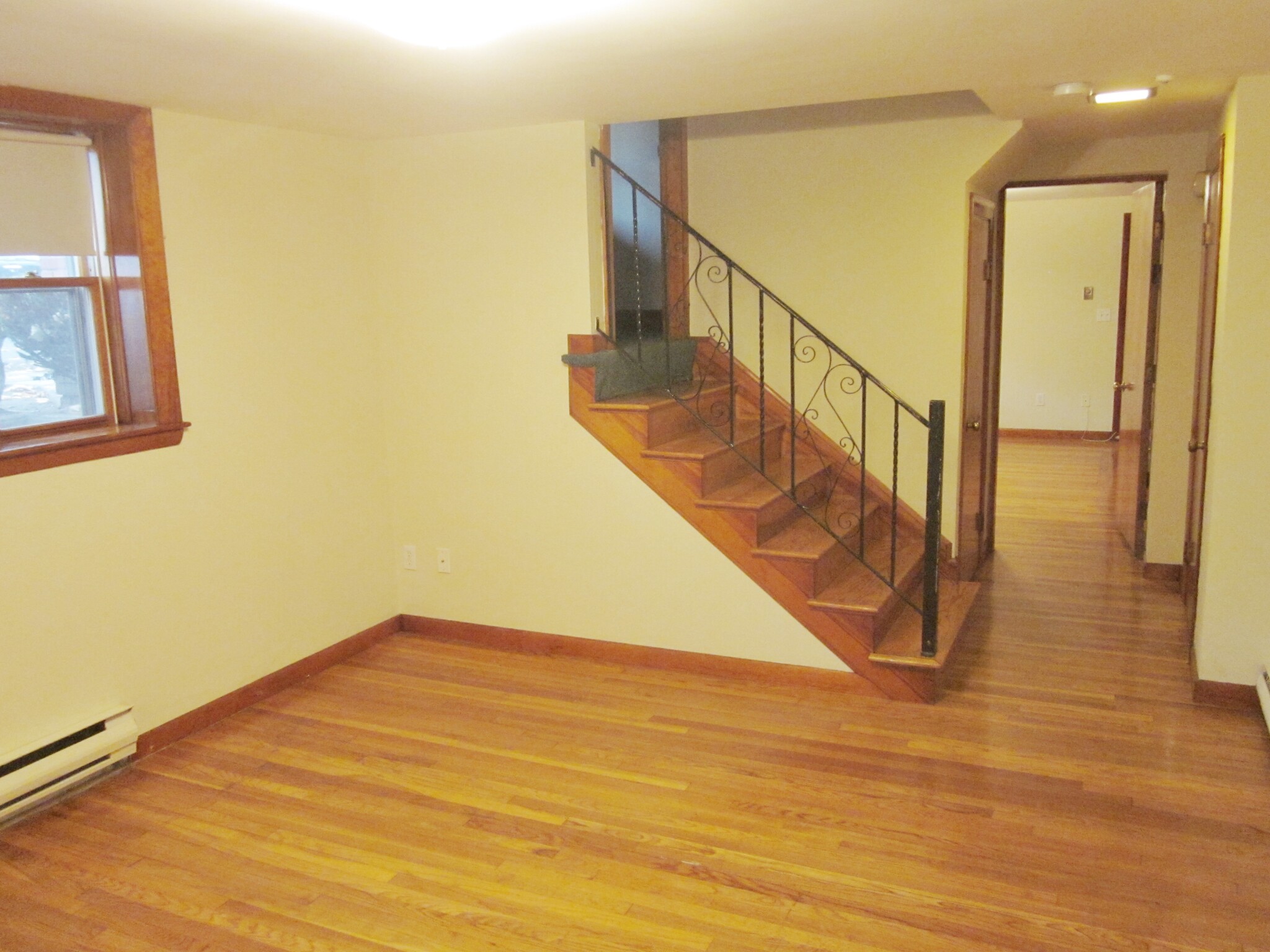 3 bed, 2 bath apartment for rent at 21 1st St Unit 5B, Quincy — photo 4 of 16