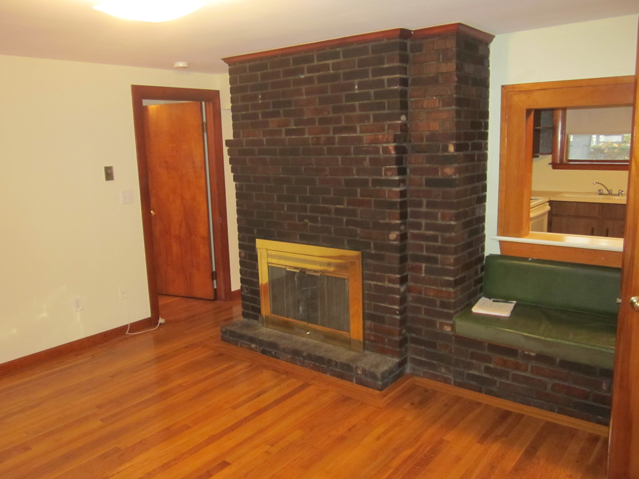 3 bed, 2 bath apartment for rent at 21 1st St Unit 5B, Quincy — photo 11 of 16