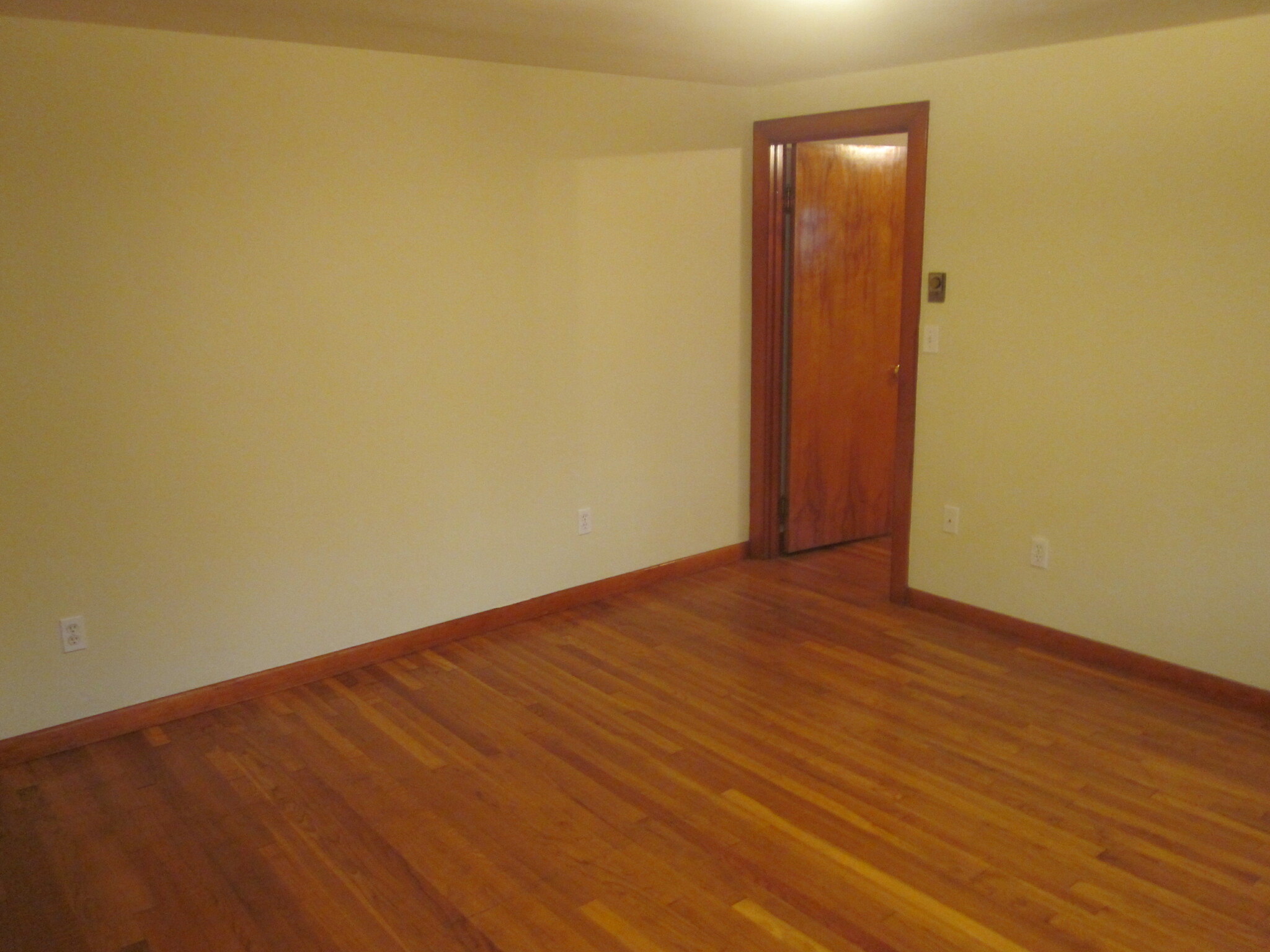 3 bed, 2 bath apartment for rent at 21 1st St Unit 5B, Quincy — photo 10 of 16