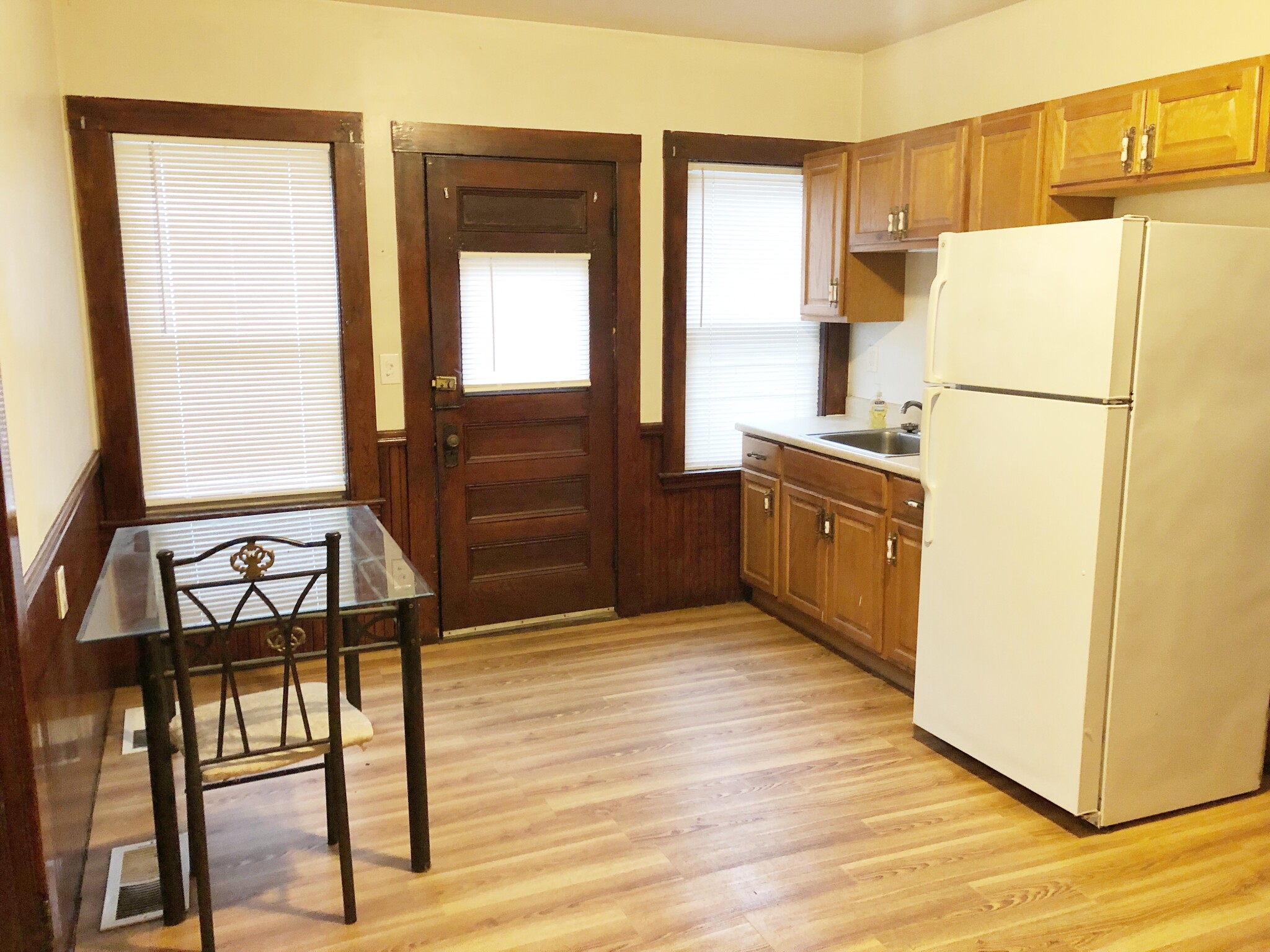 1 bed, 1 bath apartment for rent at 34 Summer St Unit 1, Quincy — photo 8 of 11