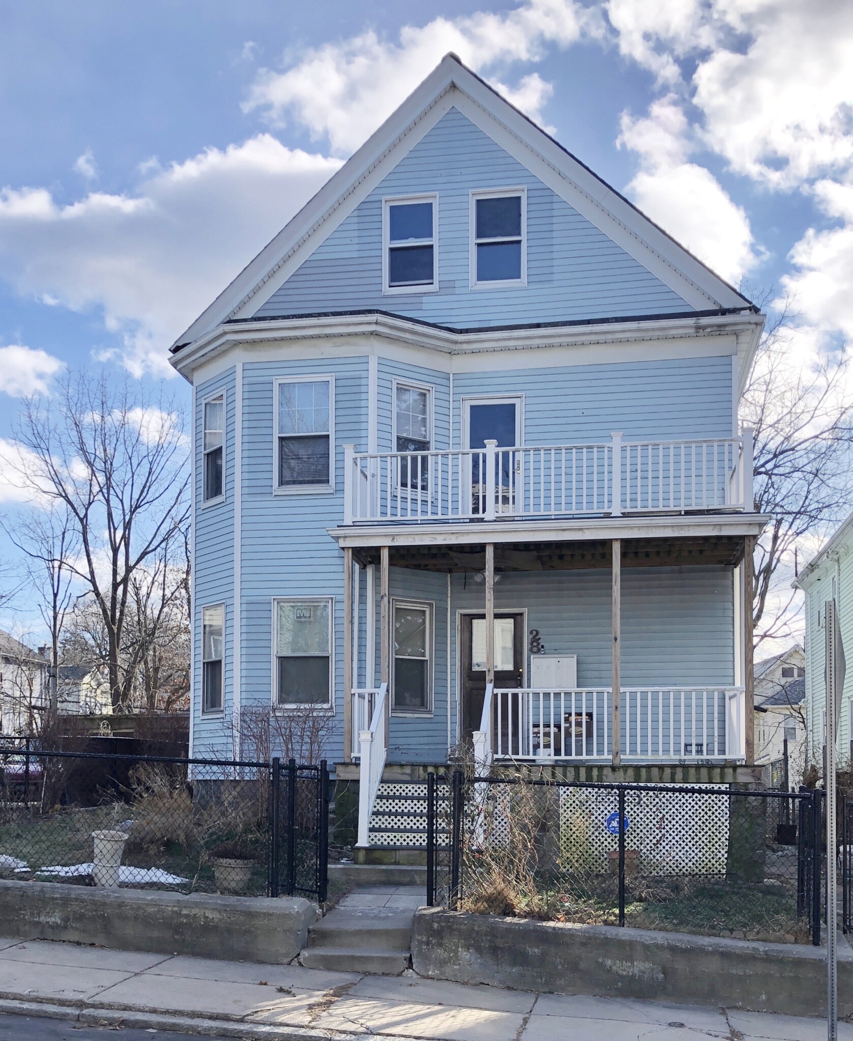3 bed, 1 bath apartment for rent at 28 Selden St Unit 2, Dorchester