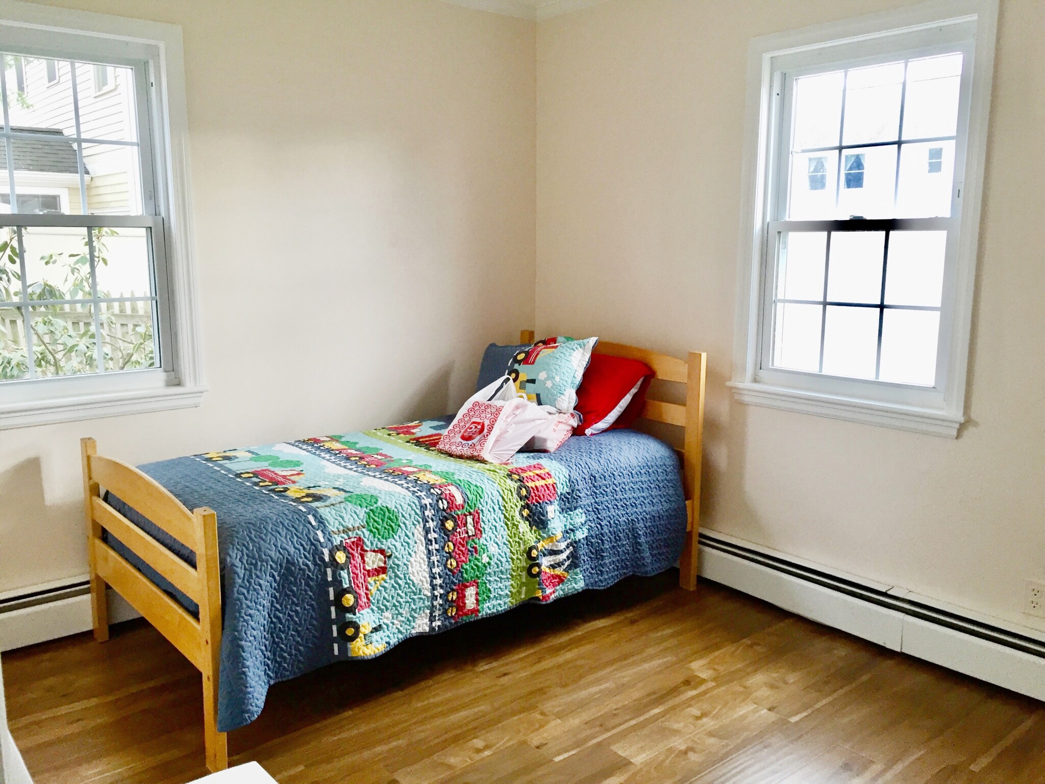 3 bed, 1 bath apartment for rent at 592 Saw Mill Brook Pkwy Unit 1, Newton — photo 8 of 10