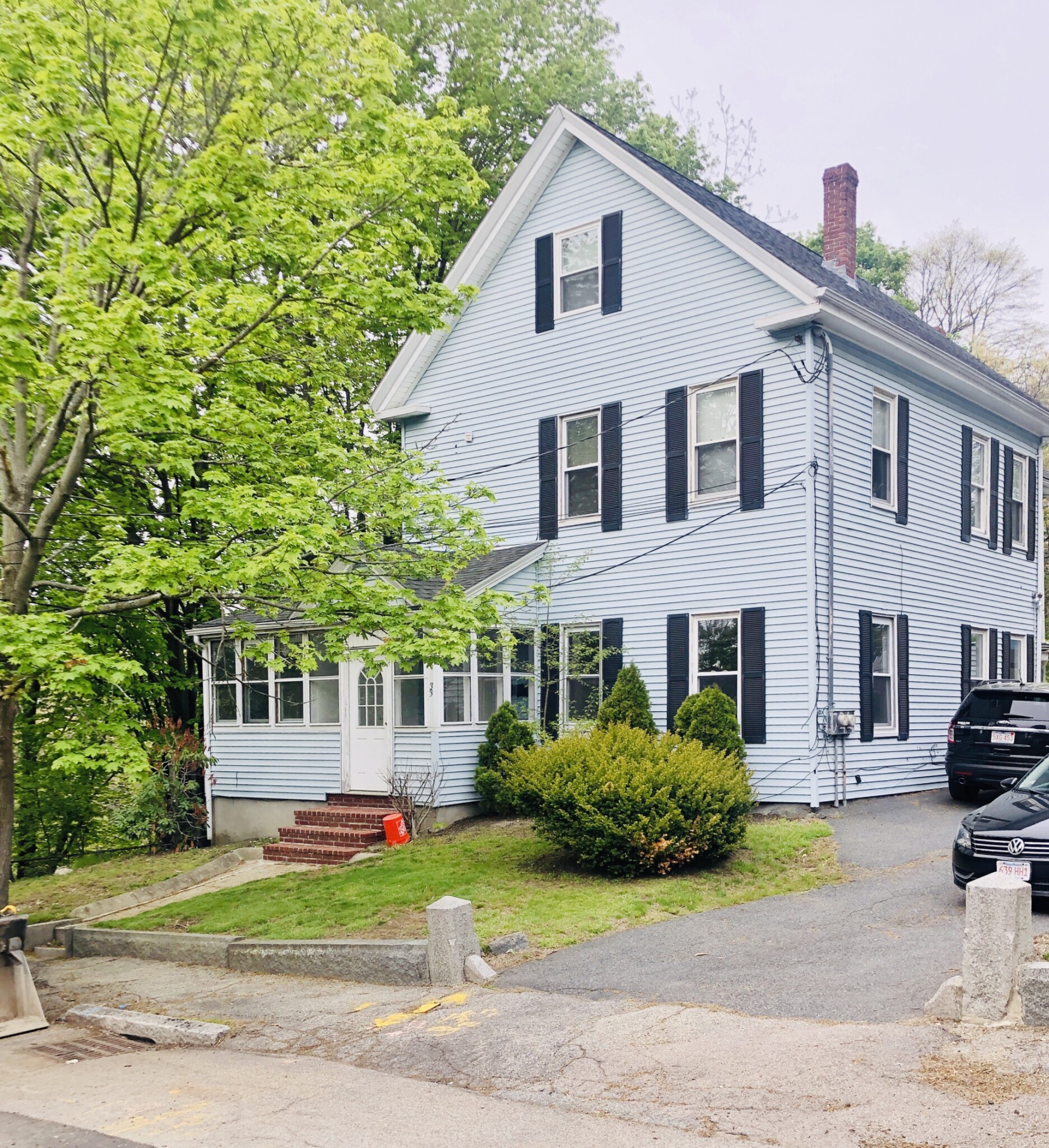 2 bed, 1 bath apartment for rent at 33 Vose Ave Unit 1, Hyde Park