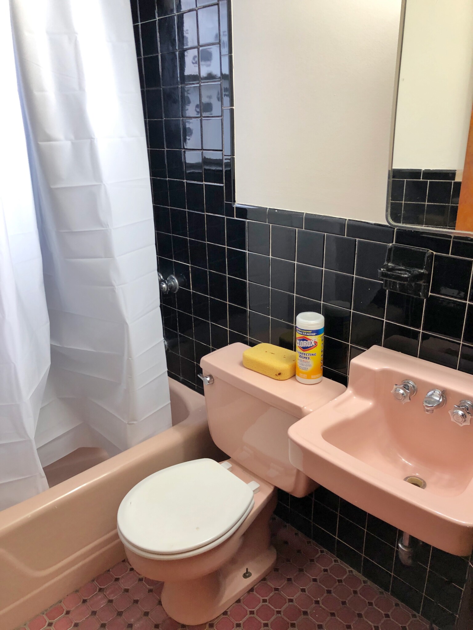 3 bed, 2 bath apartment for rent at 21 1st St Unit B, Quincy — photo 20 of 23
