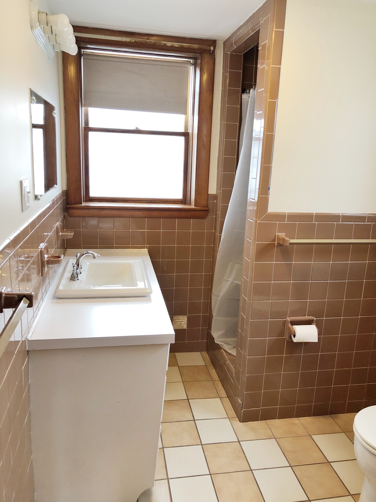 3 bed, 2 bath apartment for rent at 21 1st St Unit B, Quincy — photo 18 of 23