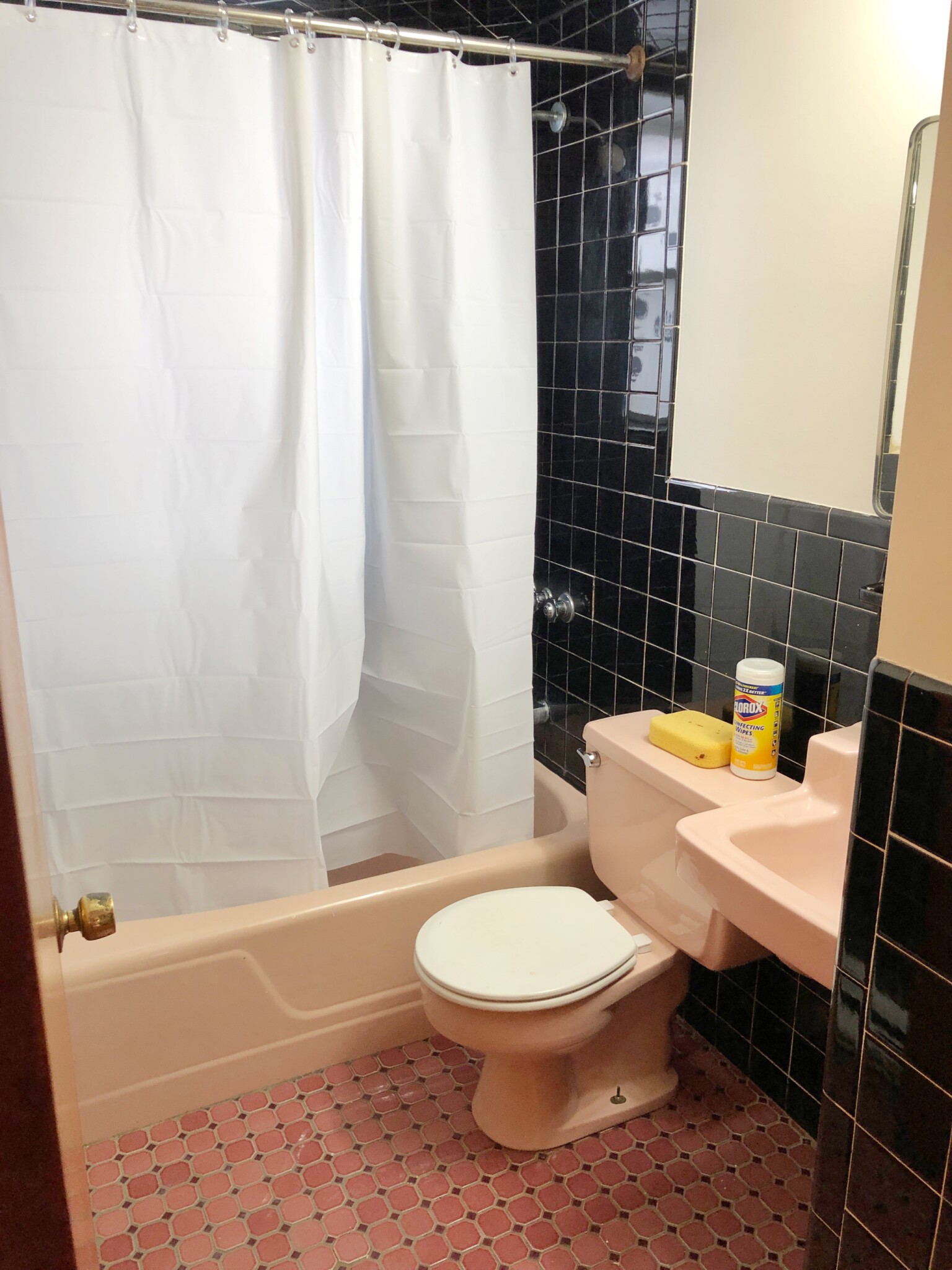 3 bed, 2 bath apartment for rent at 21 1st St Unit B, Quincy — photo 21 of 23