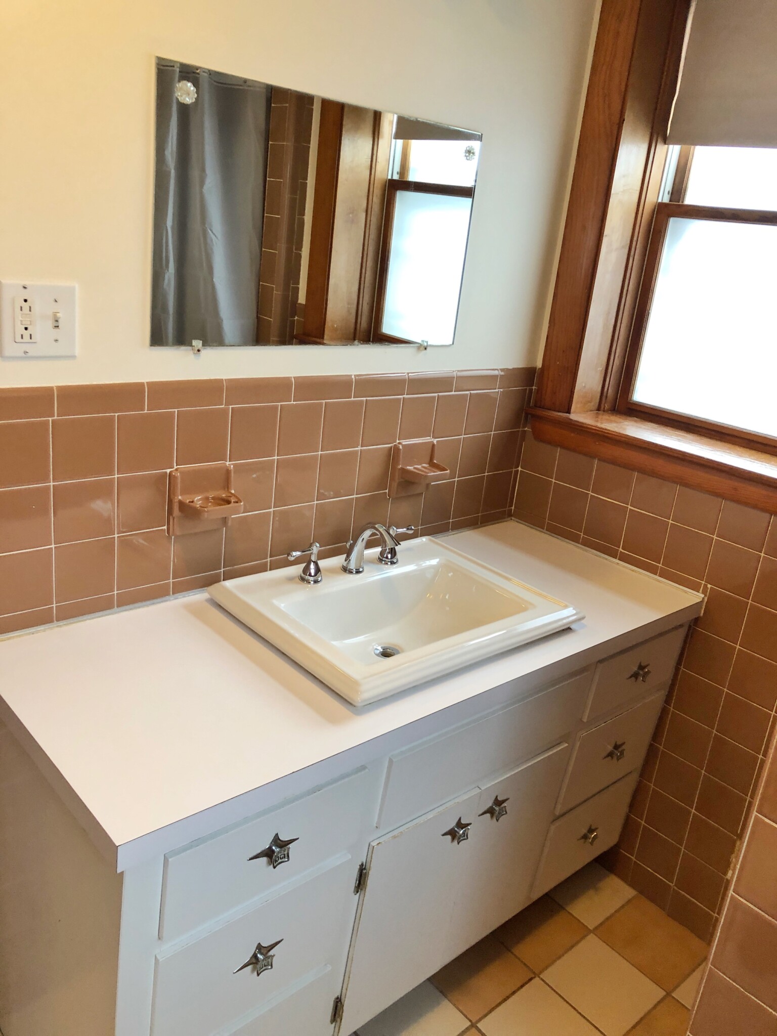 3 bed, 2 bath apartment for rent at 21 1st St Unit B, Quincy — photo 17 of 23