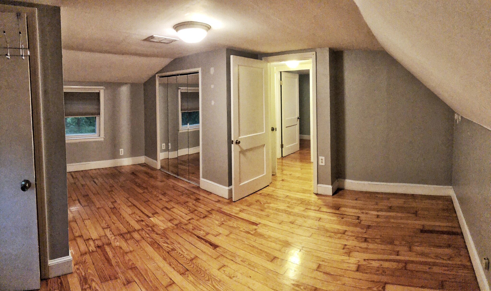 24 Great Hill Dr, Weymouth