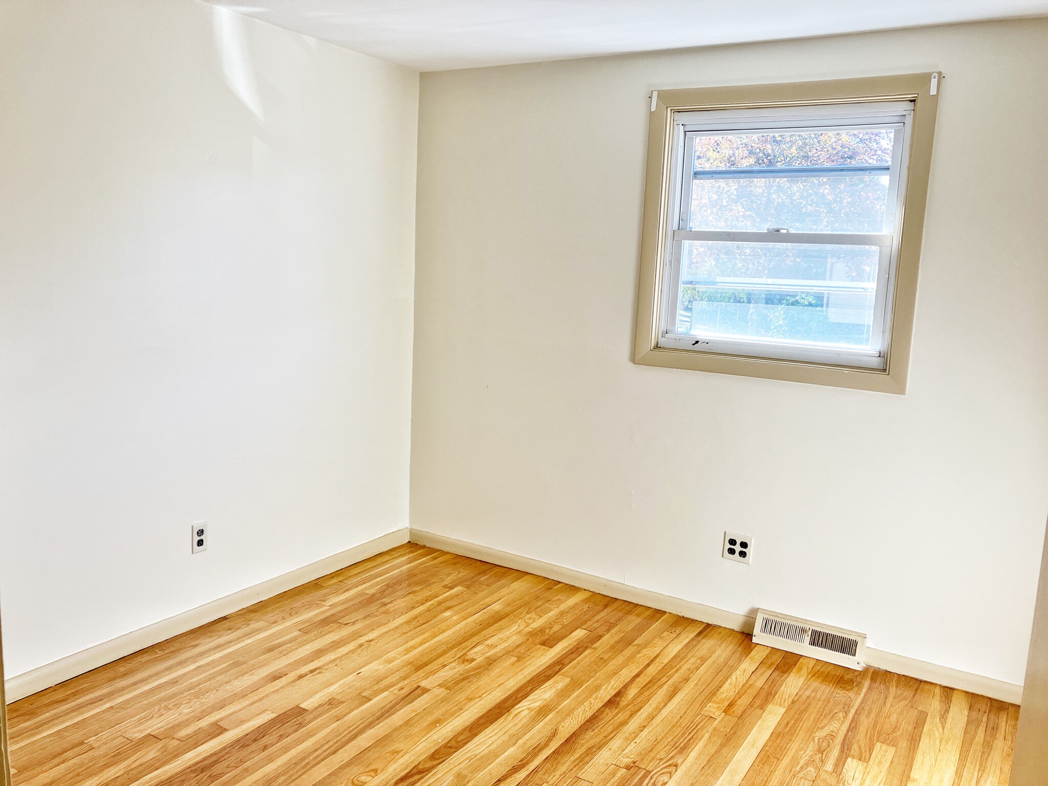 79 Cross St, Stoughton