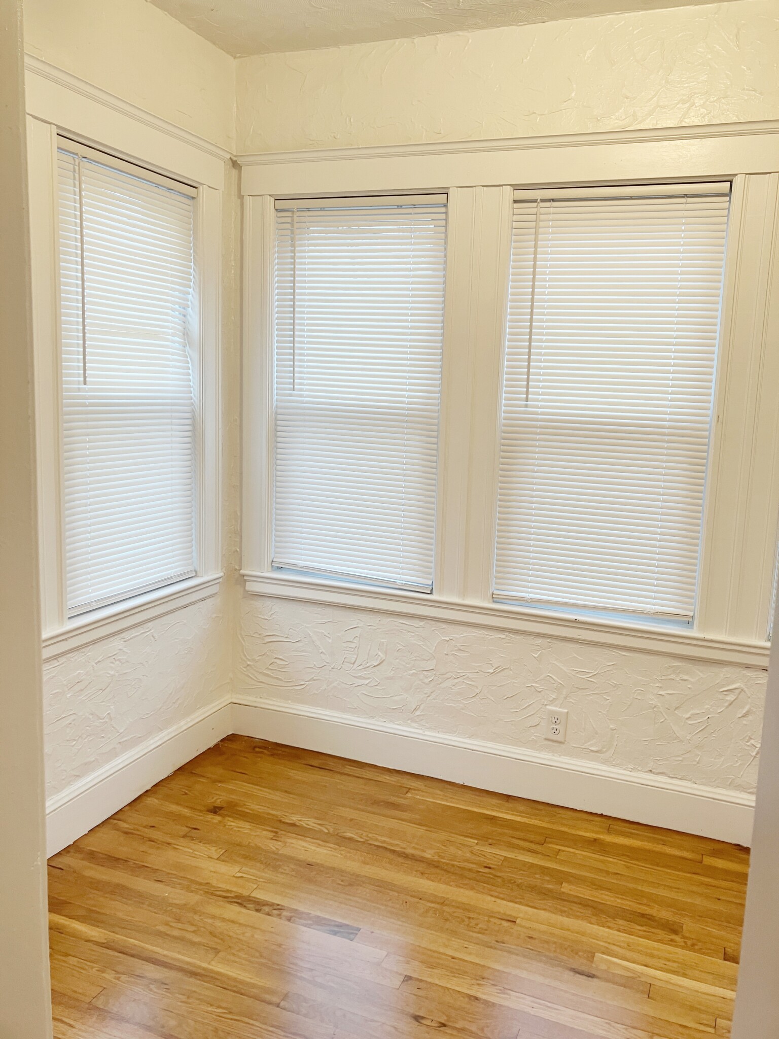 83 Curtis Ave, Quincy