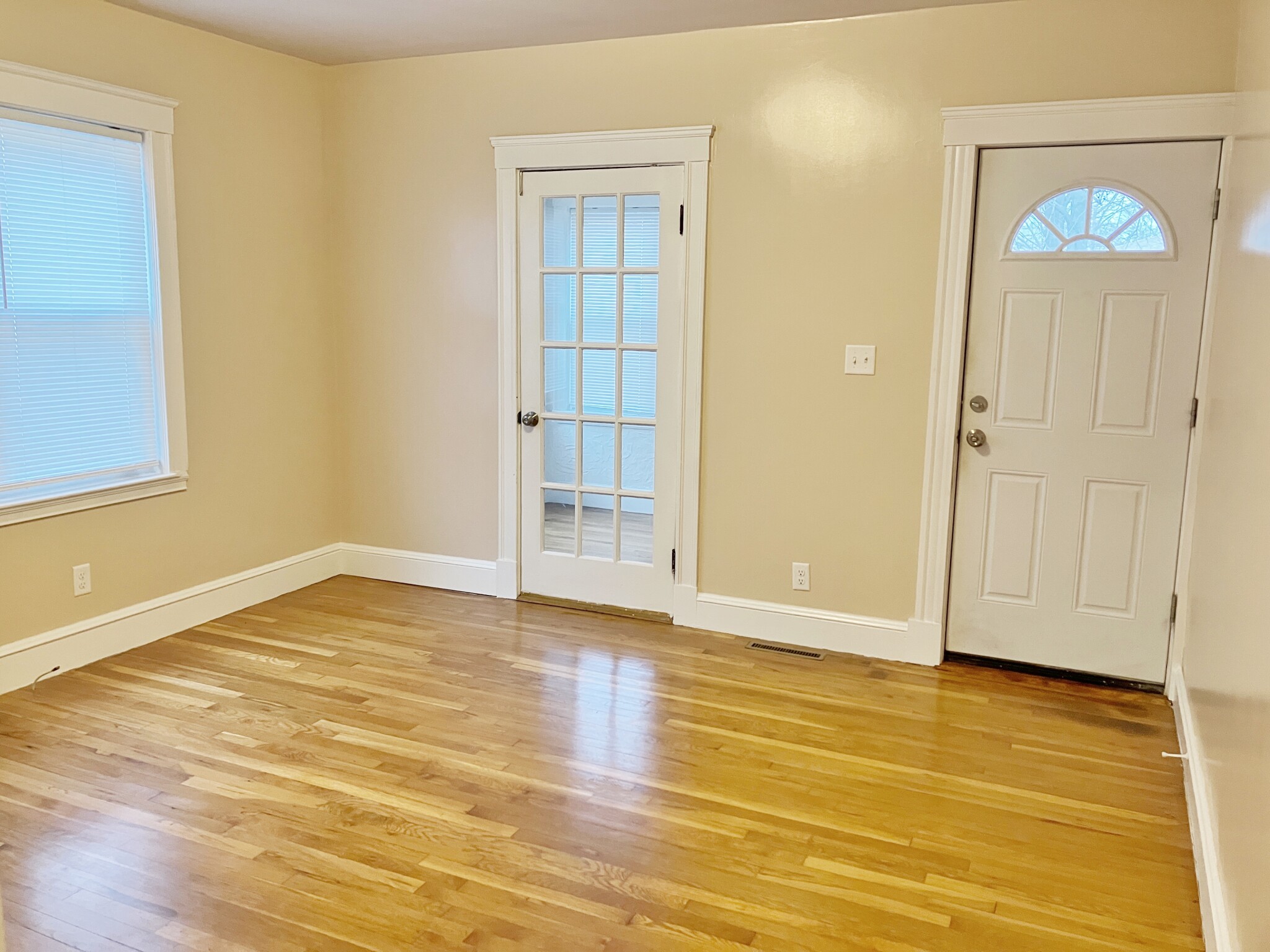 83 Curtis Ave, Quincy