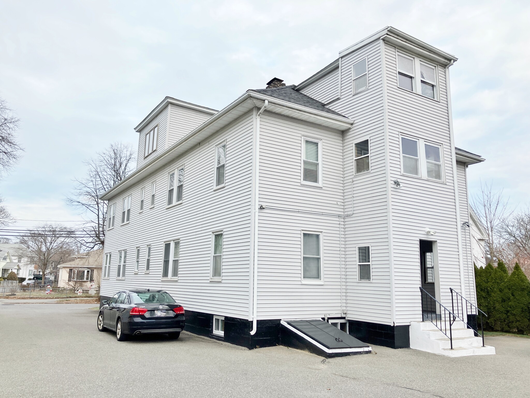 83 Curtis Ave, Quincy