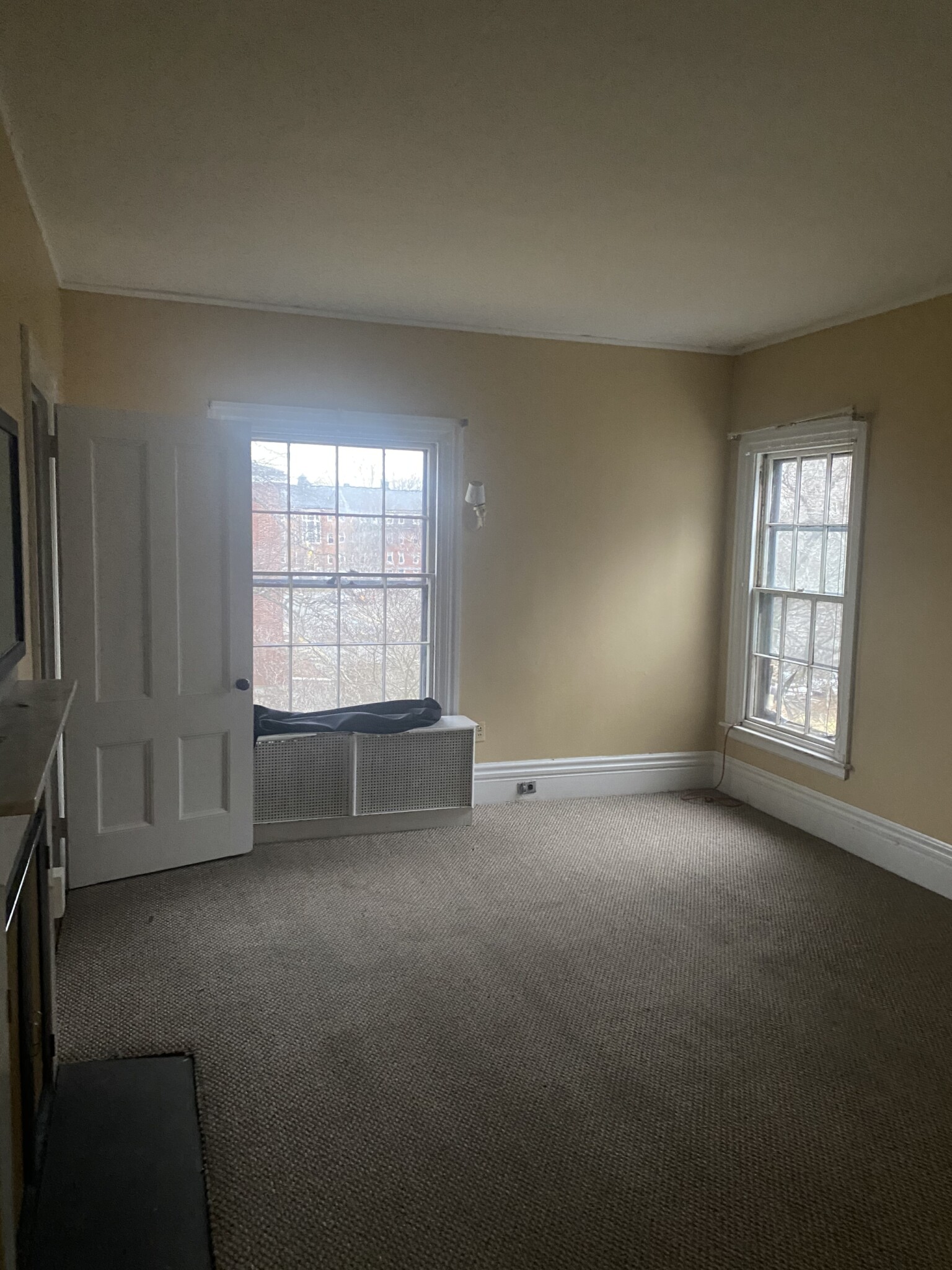 81 Grove St, Bridgewater