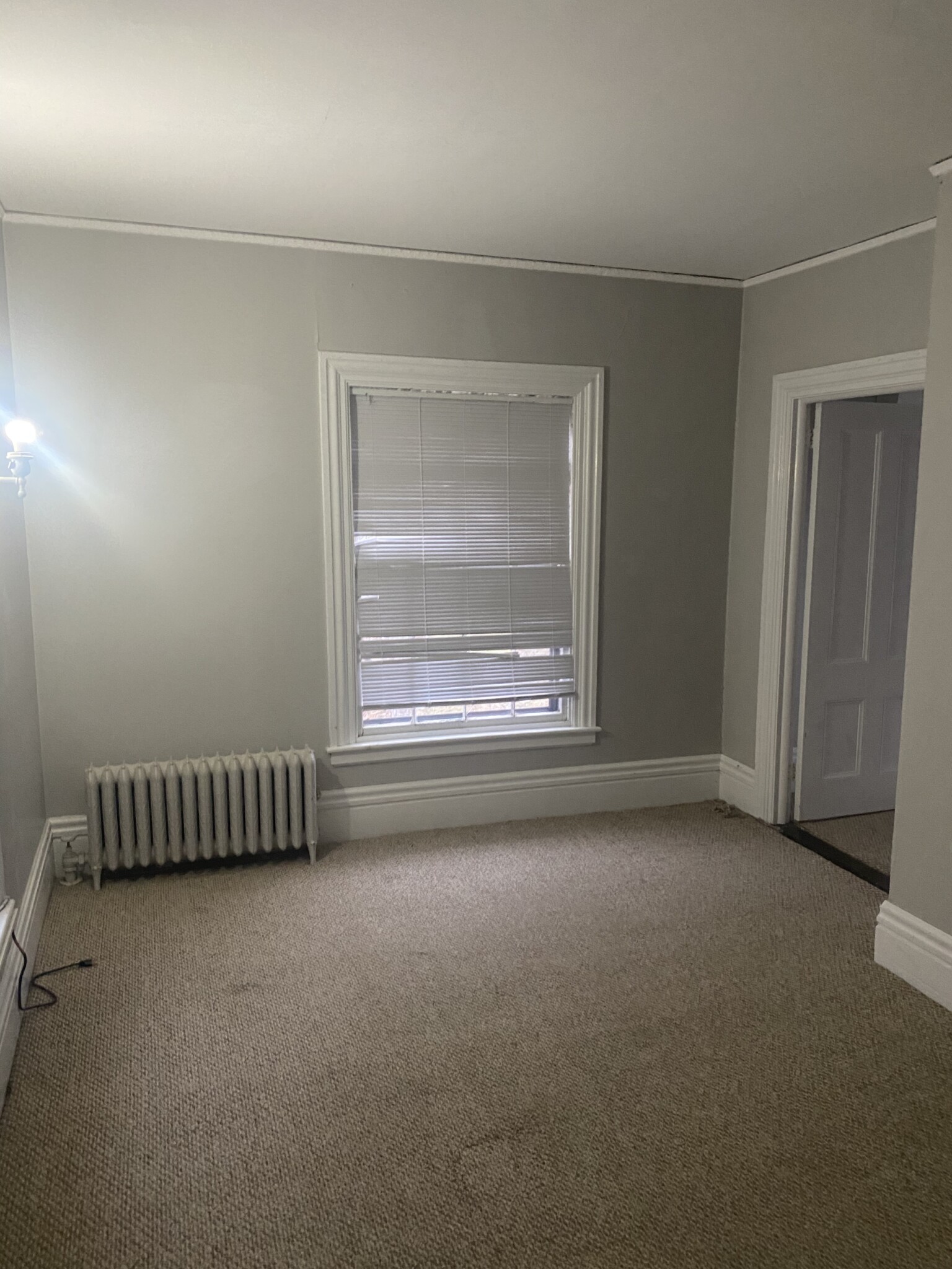 81 Grove St, Bridgewater