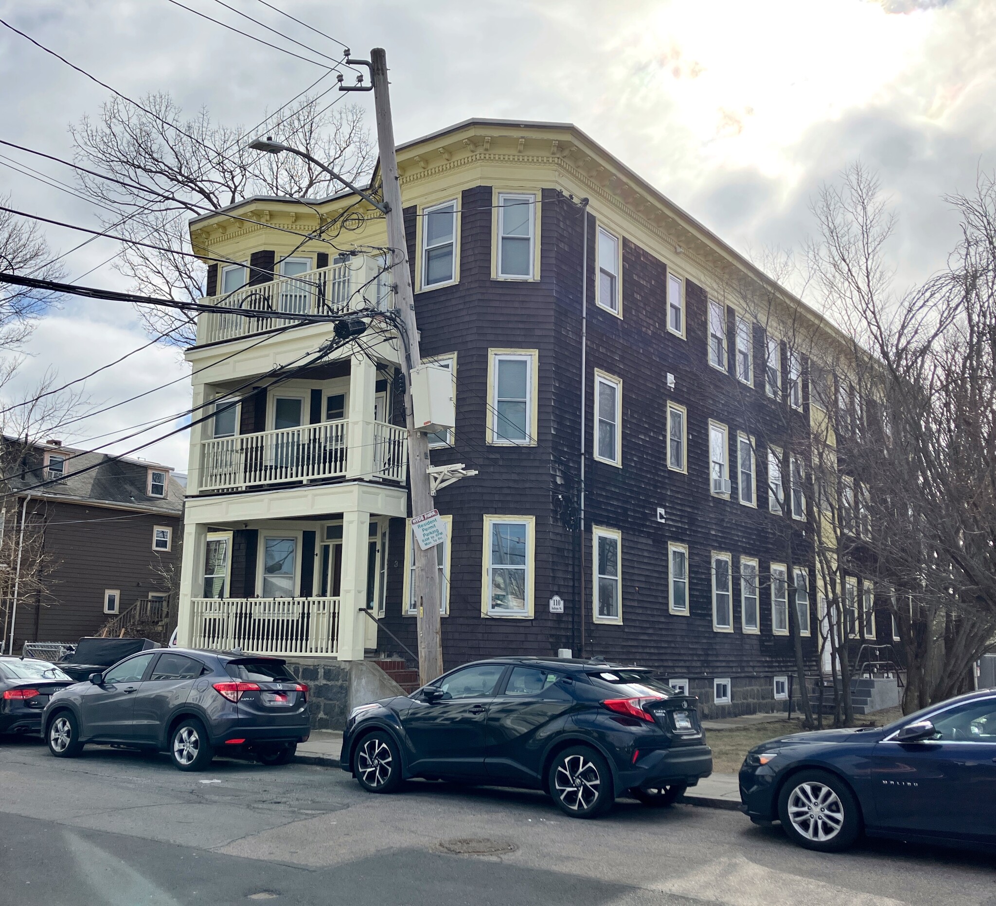 110 Jackson St, Hyde Park