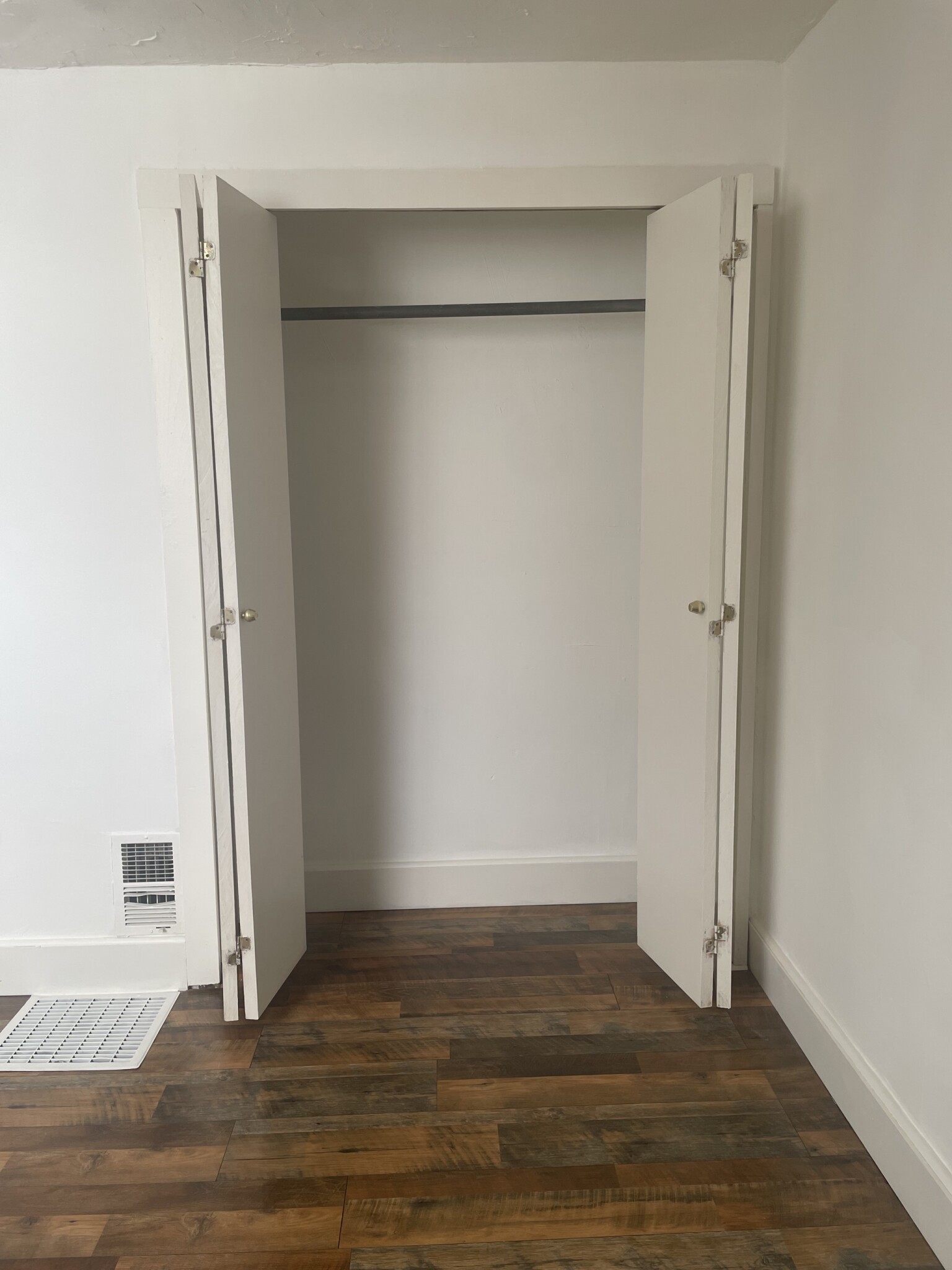 4 Mount Hope St, Dedham