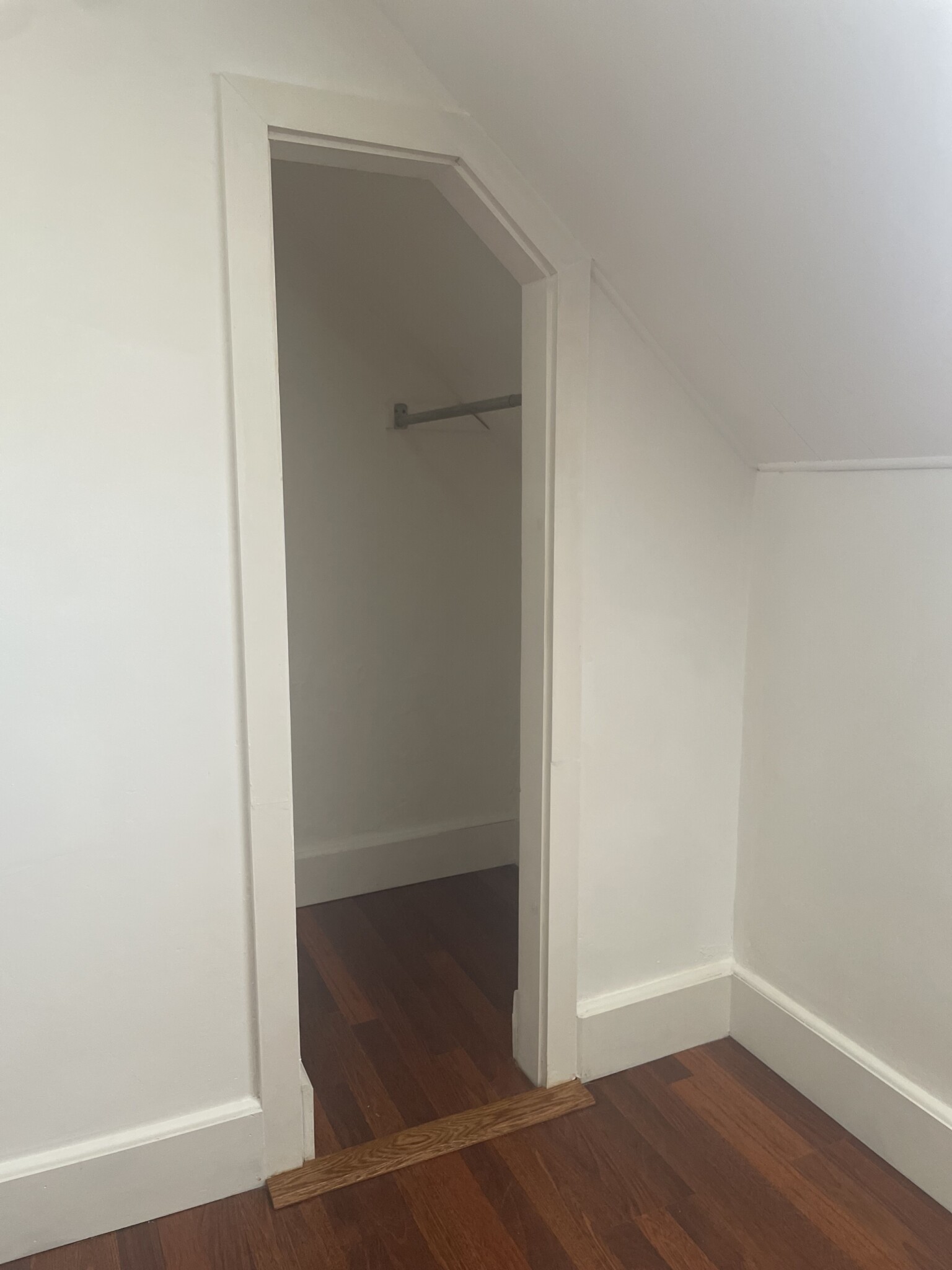 4 Mount Hope St, Dedham