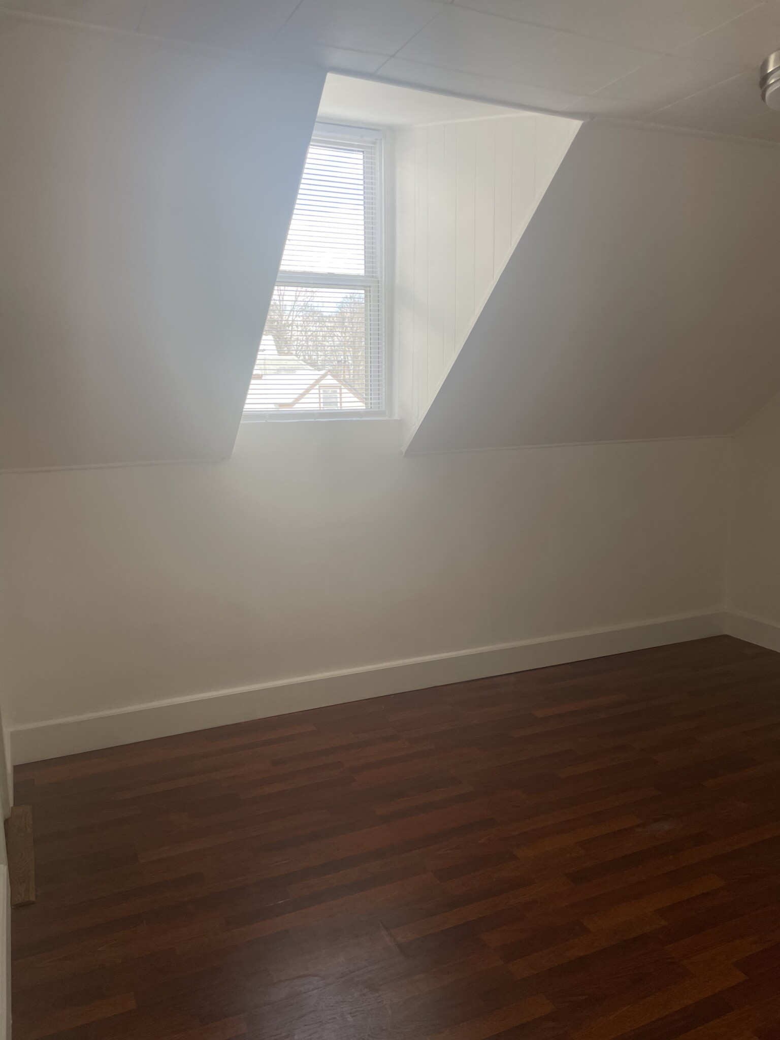 4 Mount Hope St, Dedham