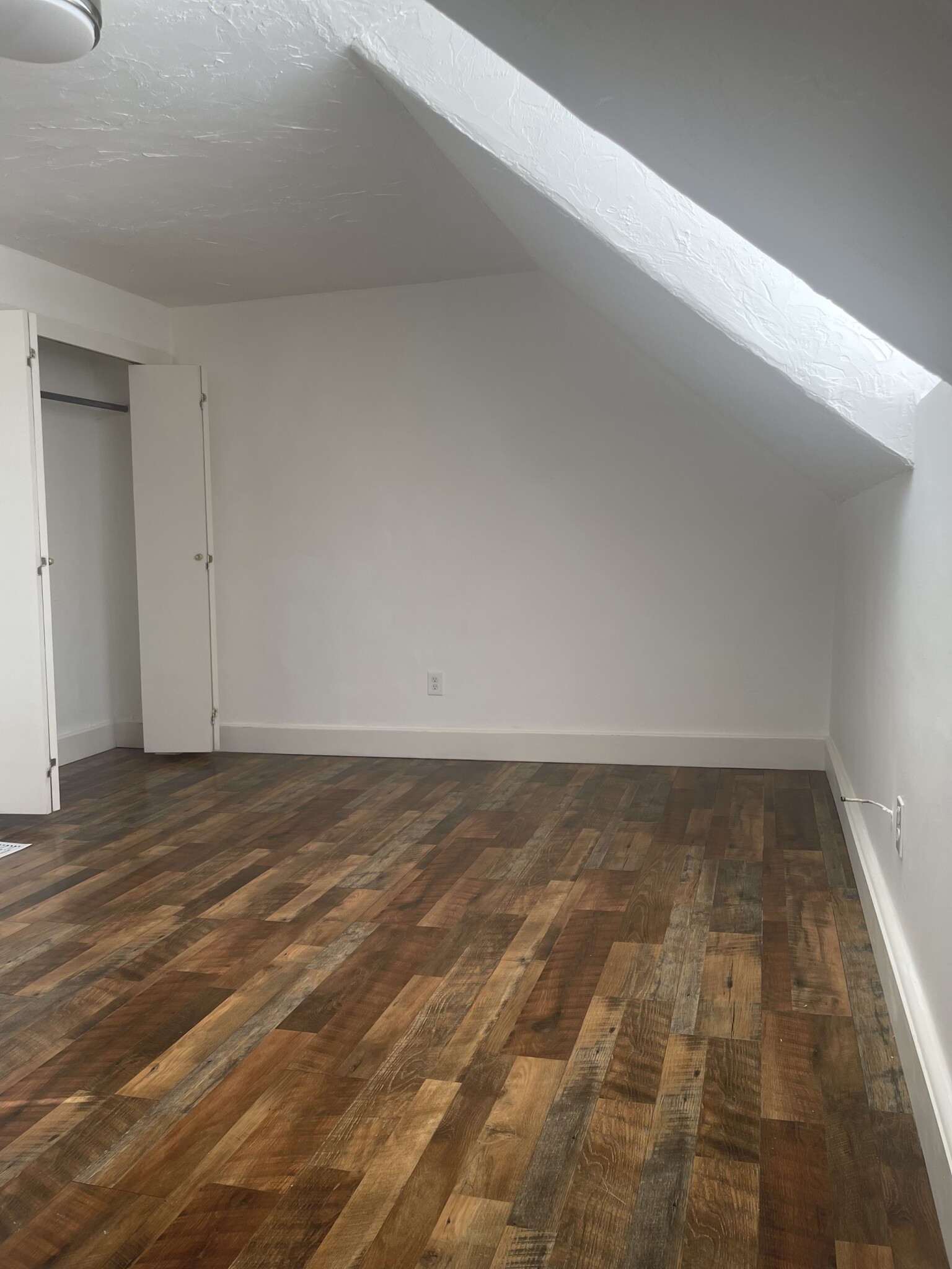 4 Mount Hope St, Dedham