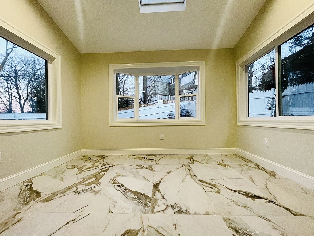 5 bed, 4+ bath apartment for rent at 28 Wolcott Rd Unit 28, Chestnut Hill — photo 4 of 24