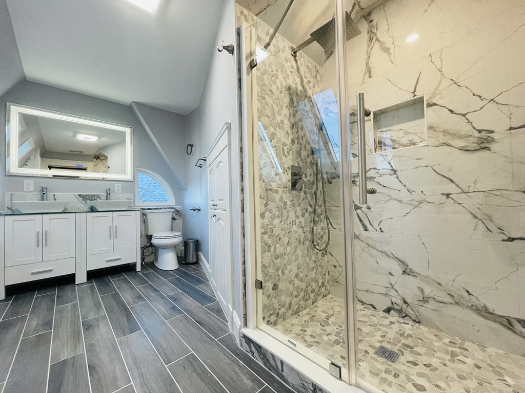 5 bed, 4+ bath apartment for rent at 28 Wolcott Rd Unit 28, Chestnut Hill — photo 12 of 24