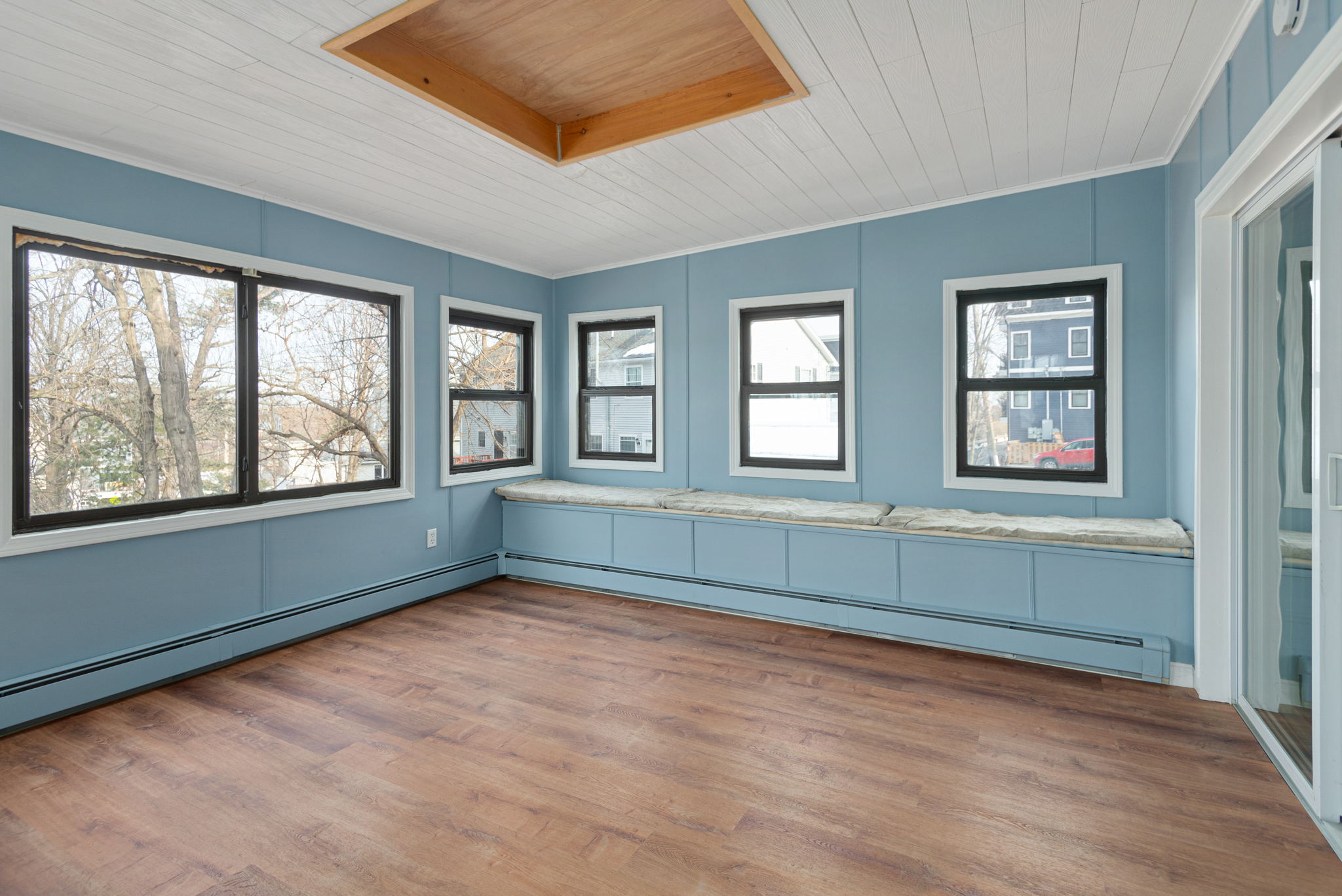 126 Neponset Ave, Dorchester