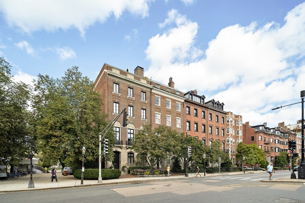 95 Beacon St, Beacon Hill