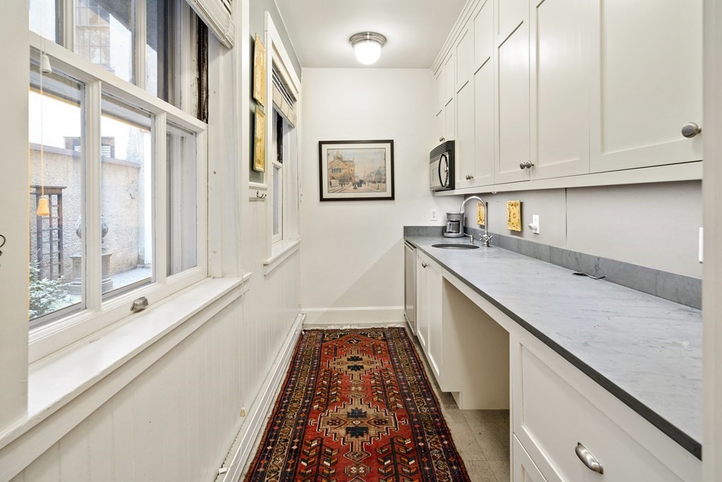 95 Beacon St, Beacon Hill