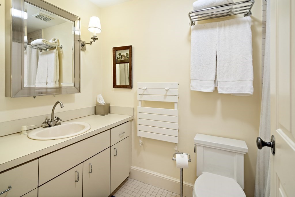 95 Beacon St, Beacon Hill