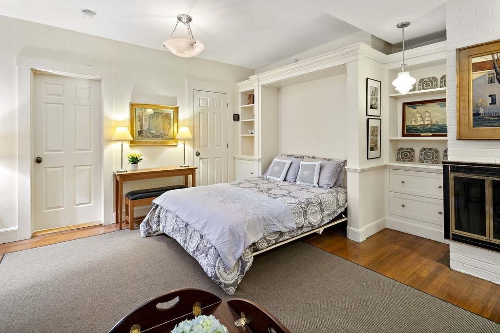 95 Beacon St, Beacon Hill