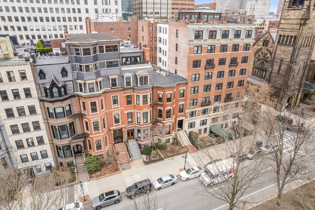 84 Commonwealth Ave, Back Bay