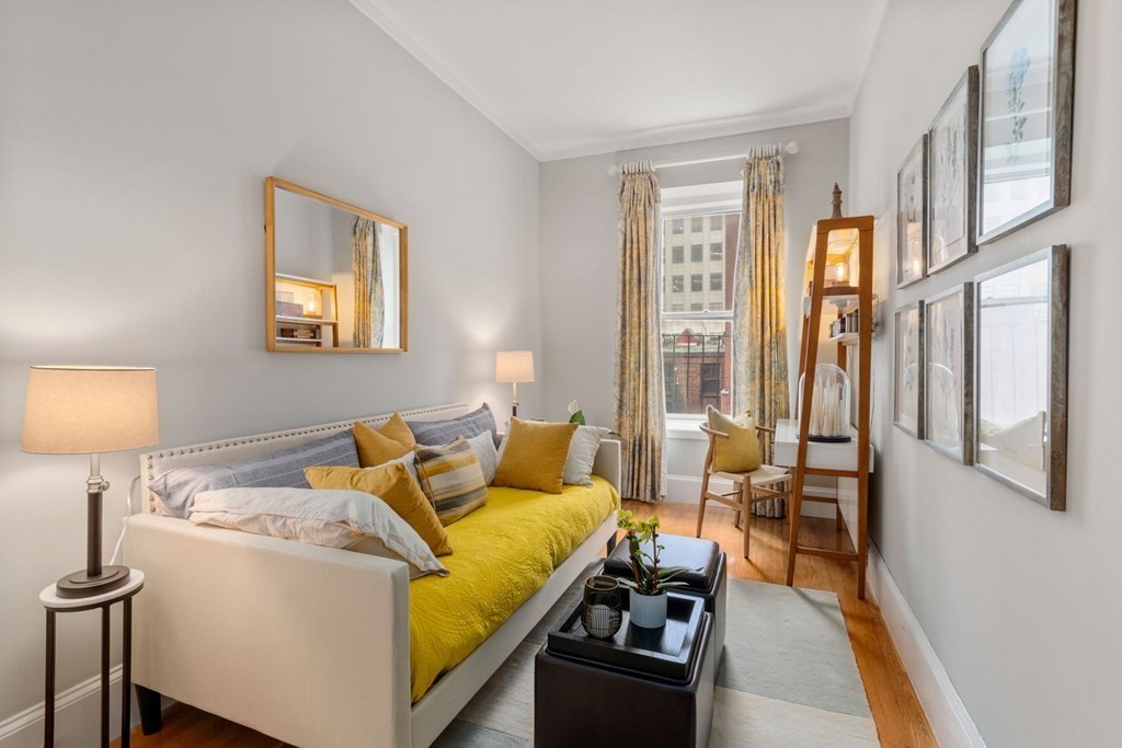 84 Commonwealth Ave, Back Bay