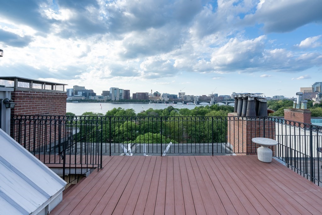 122 Beacon St, Back Bay