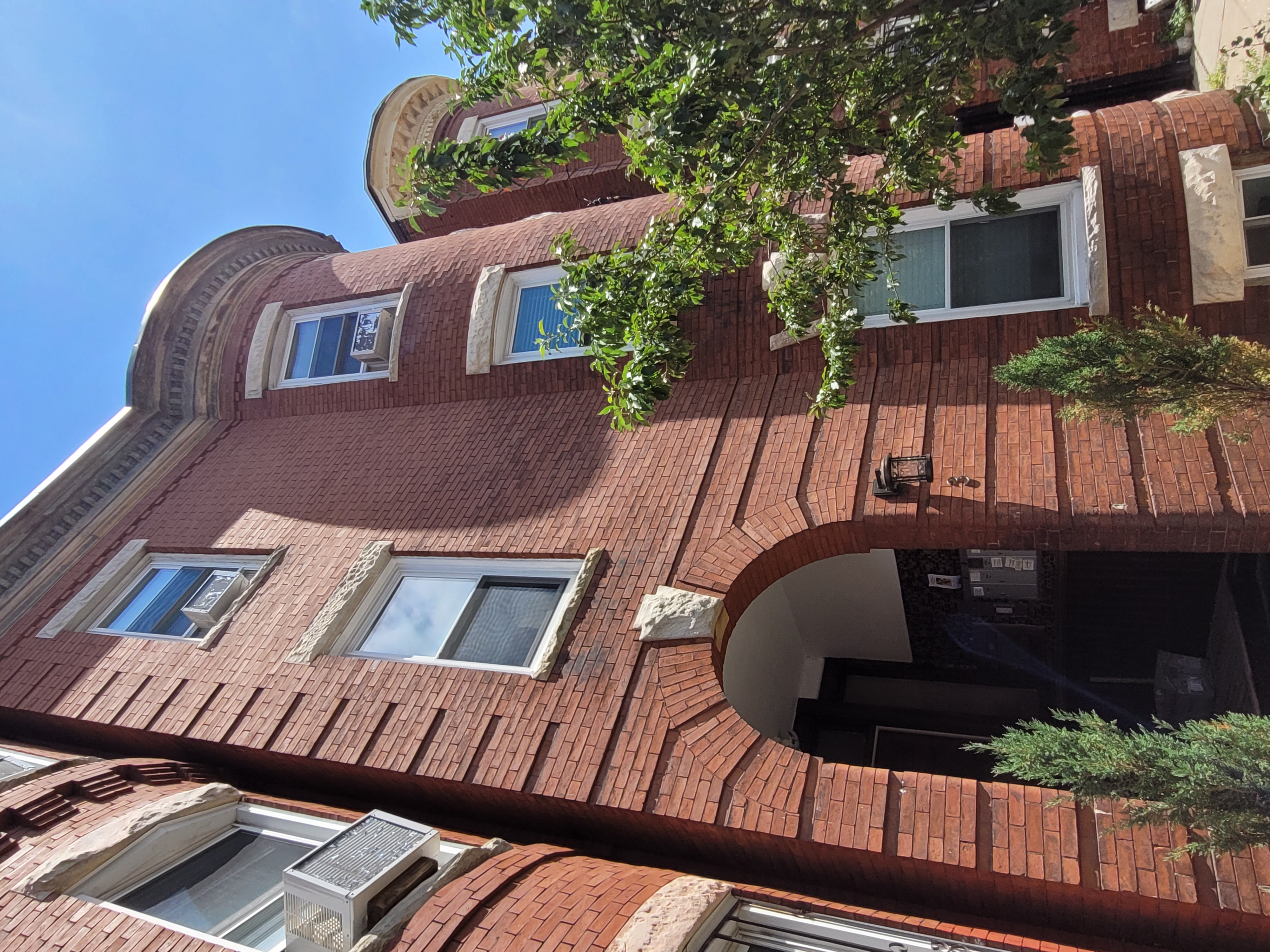 3 Mark St, Jamaica Plain