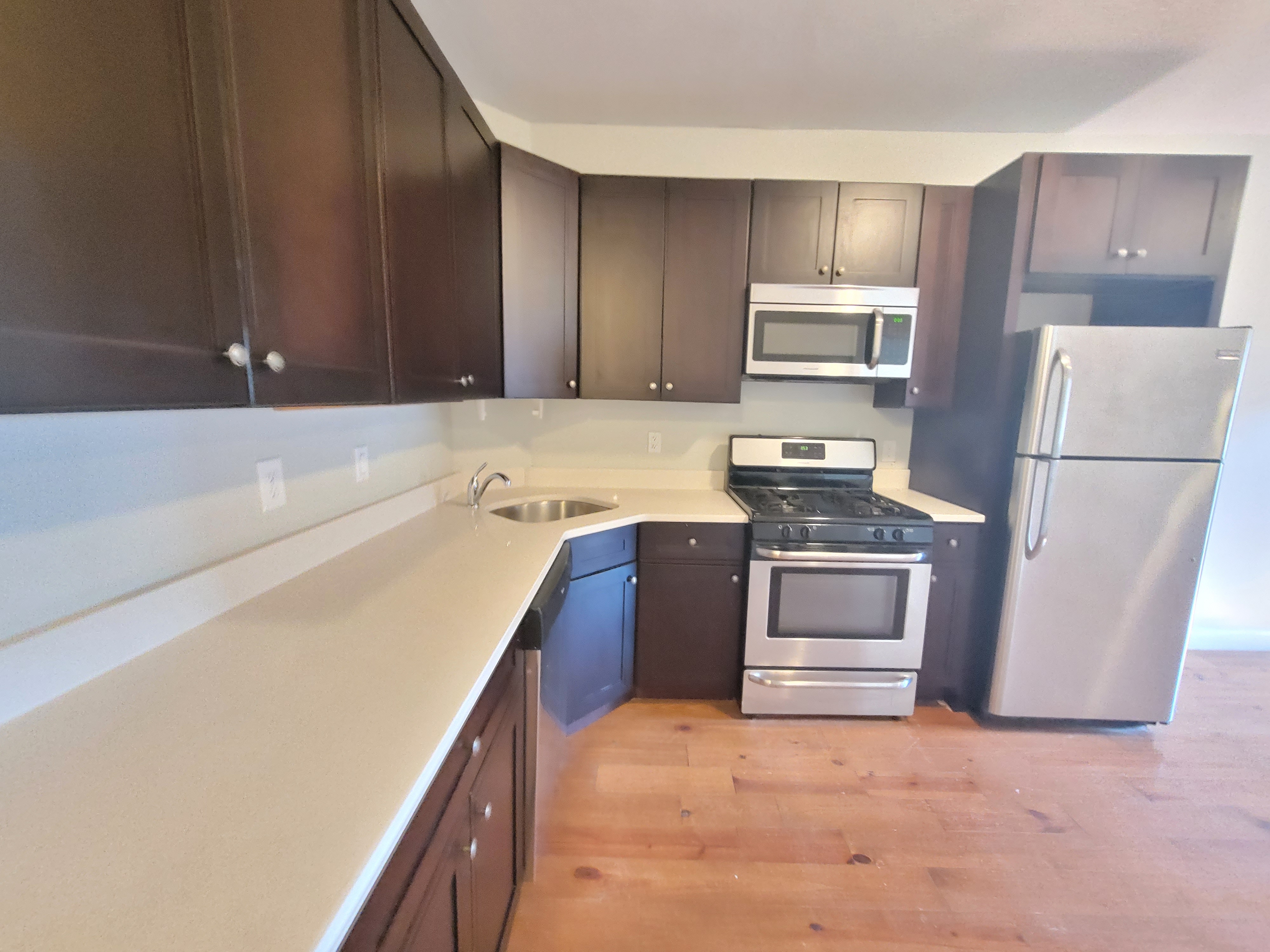 26 32 Arcadia, Dorchester