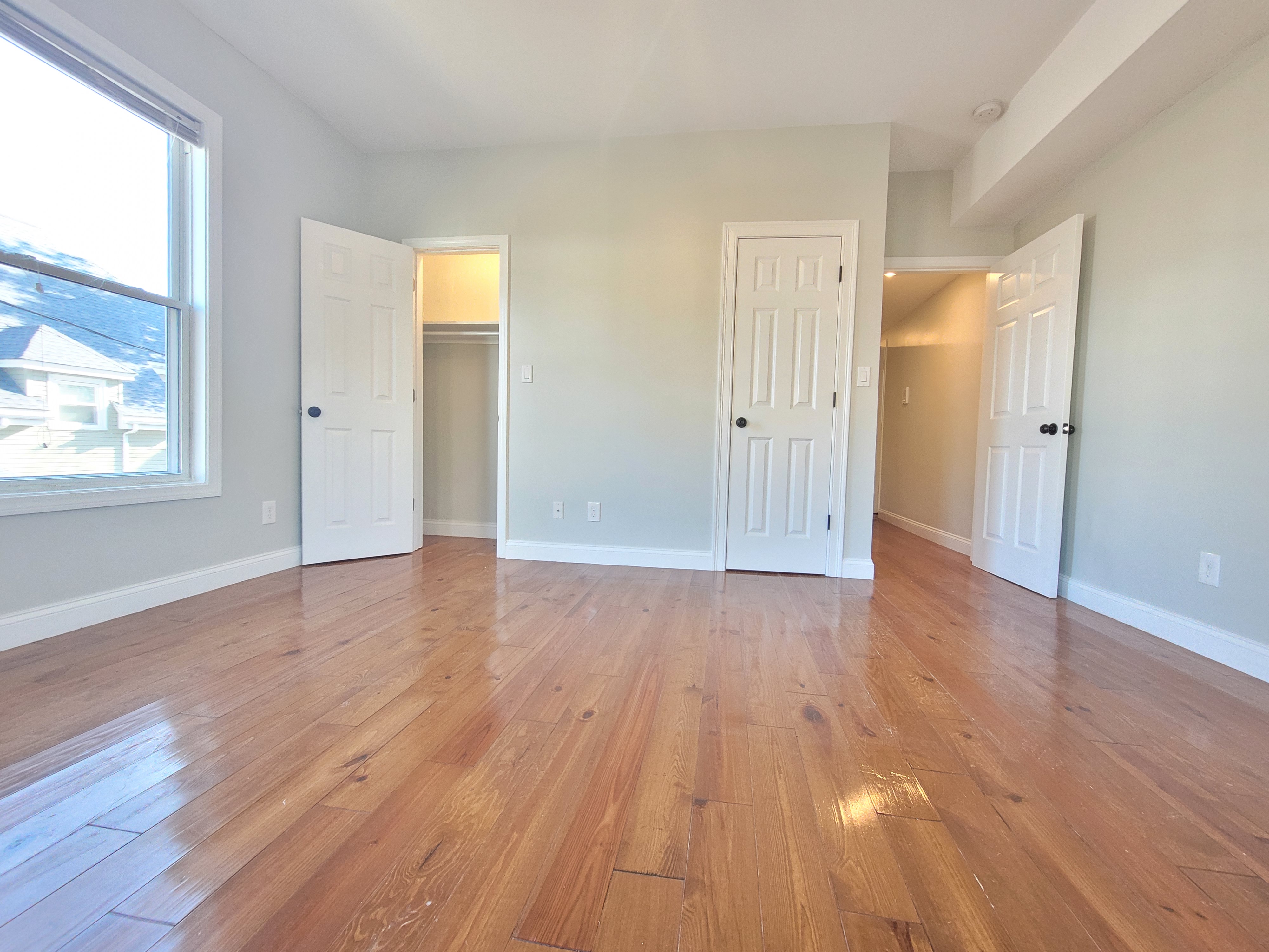 26 32 Arcadia, Dorchester