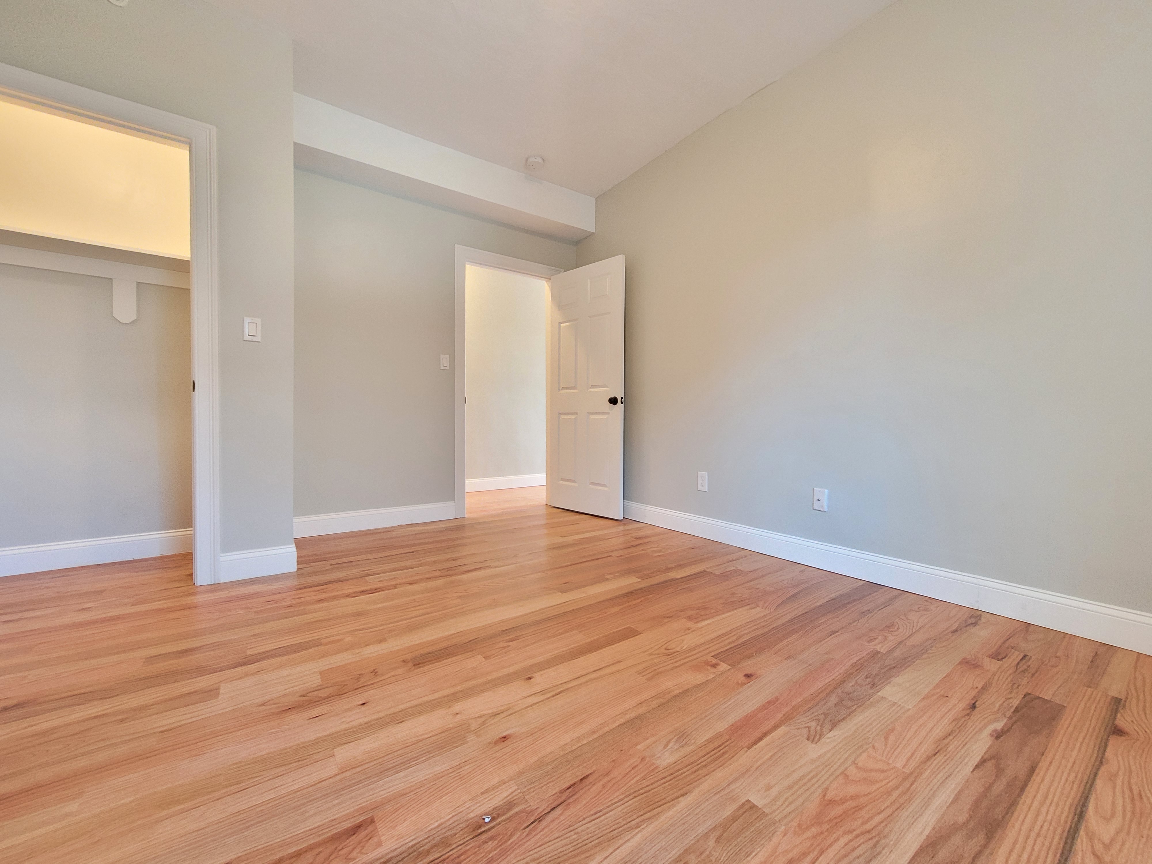 26 32 Arcadia, Dorchester