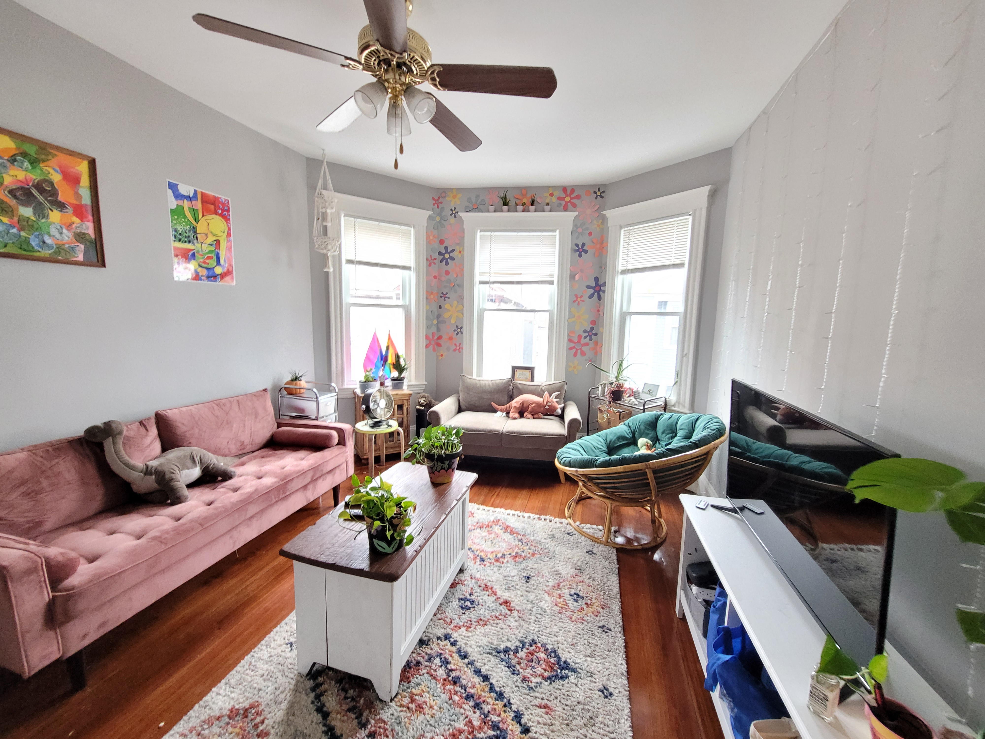 737 Parker St, Mission Hill