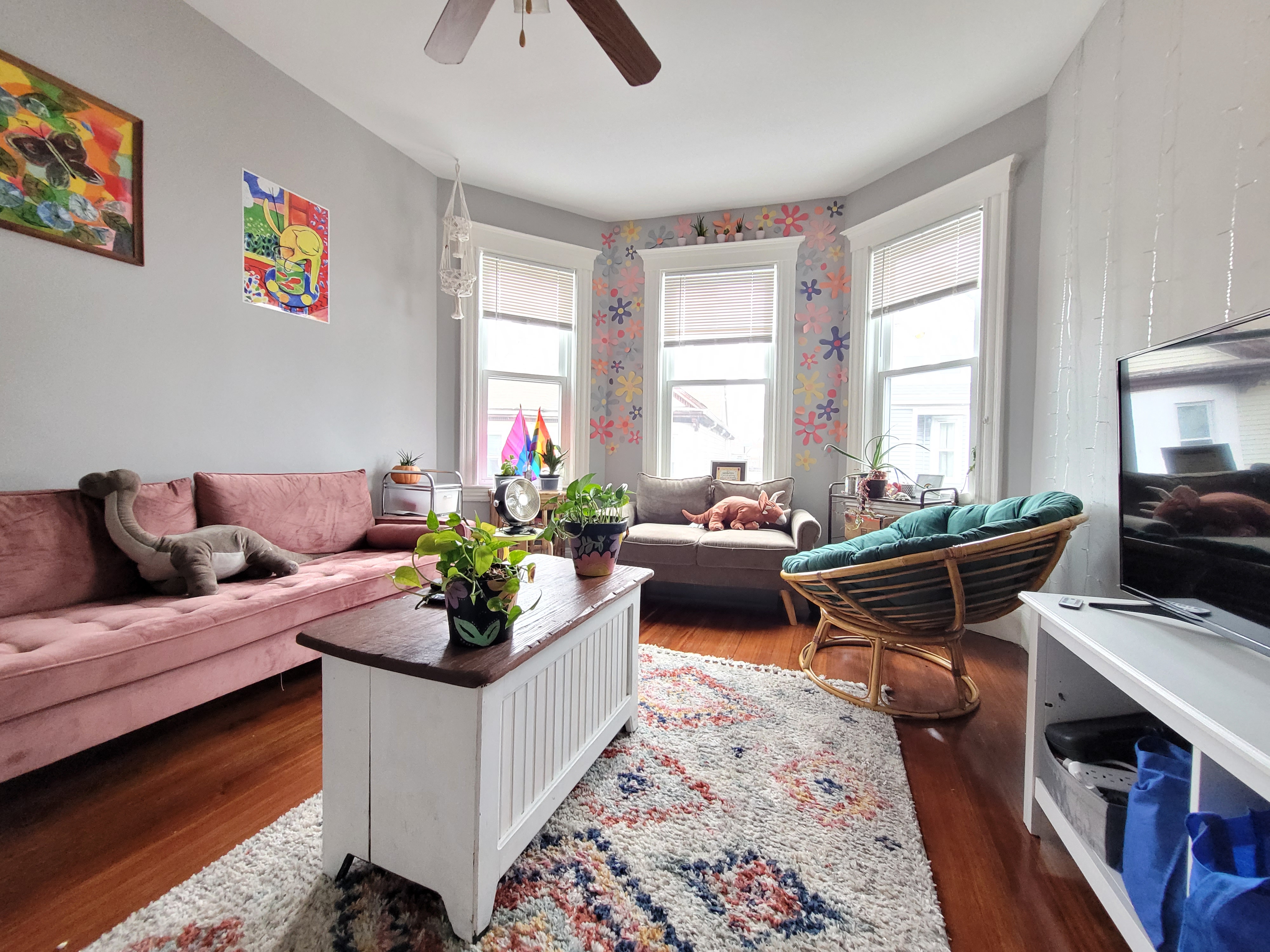 737 Parker St, Mission Hill