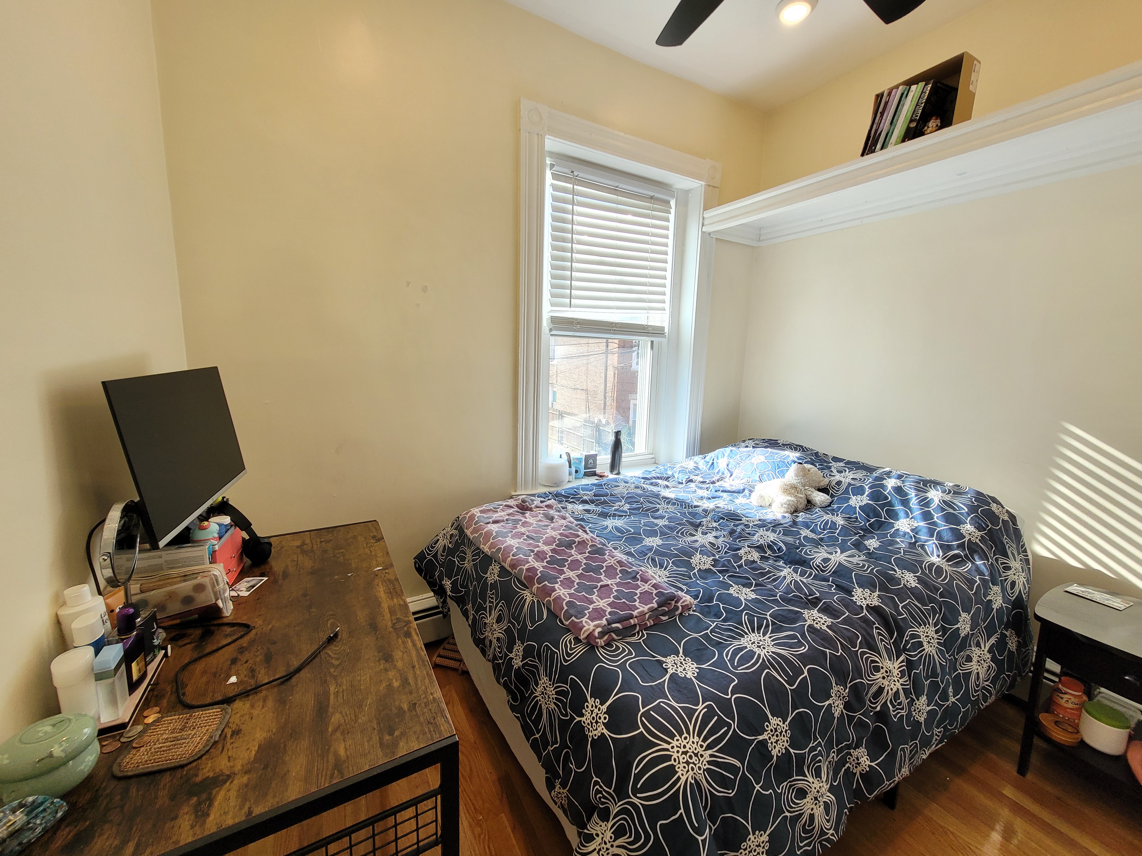 7 Mark St, Jamaica Plain