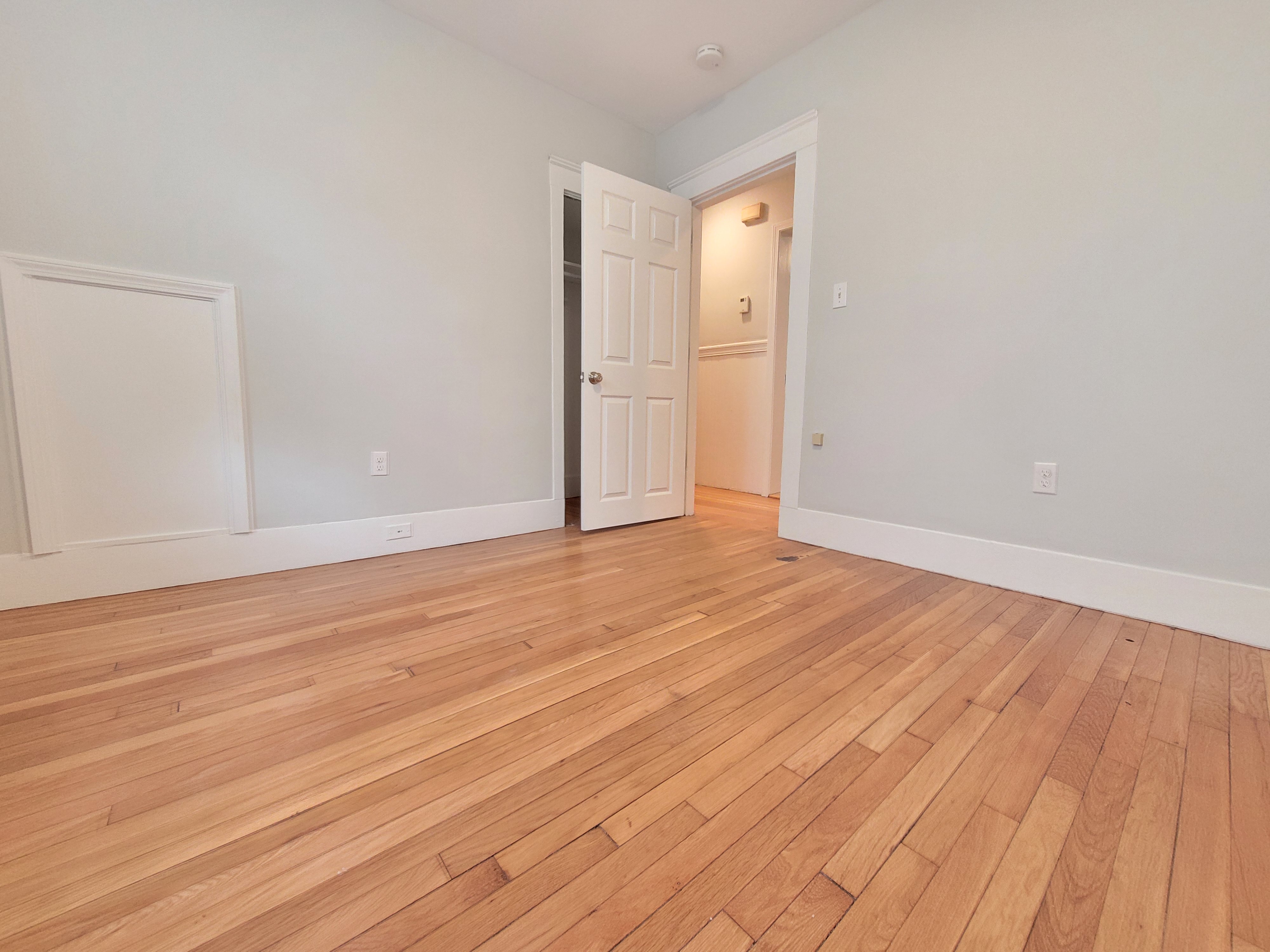 116 Gladstone St, East Boston