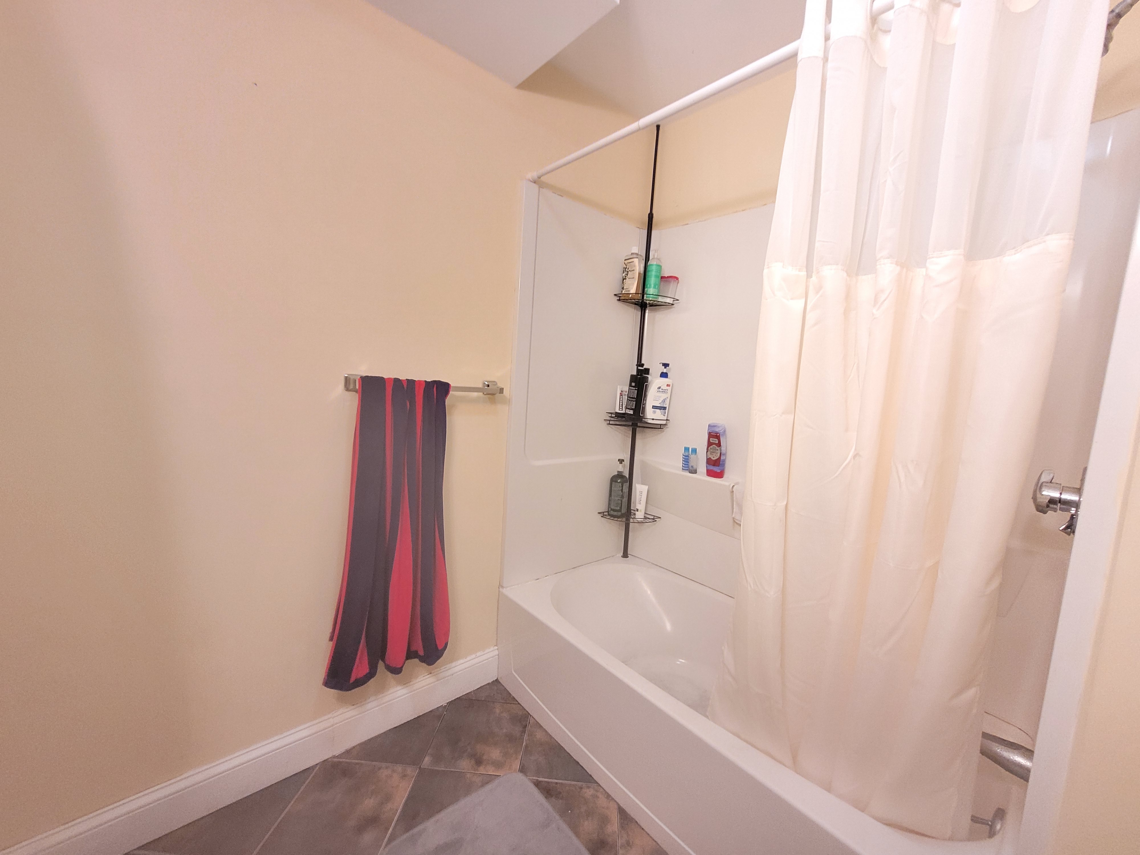 126 Calumet St, Mission Hill