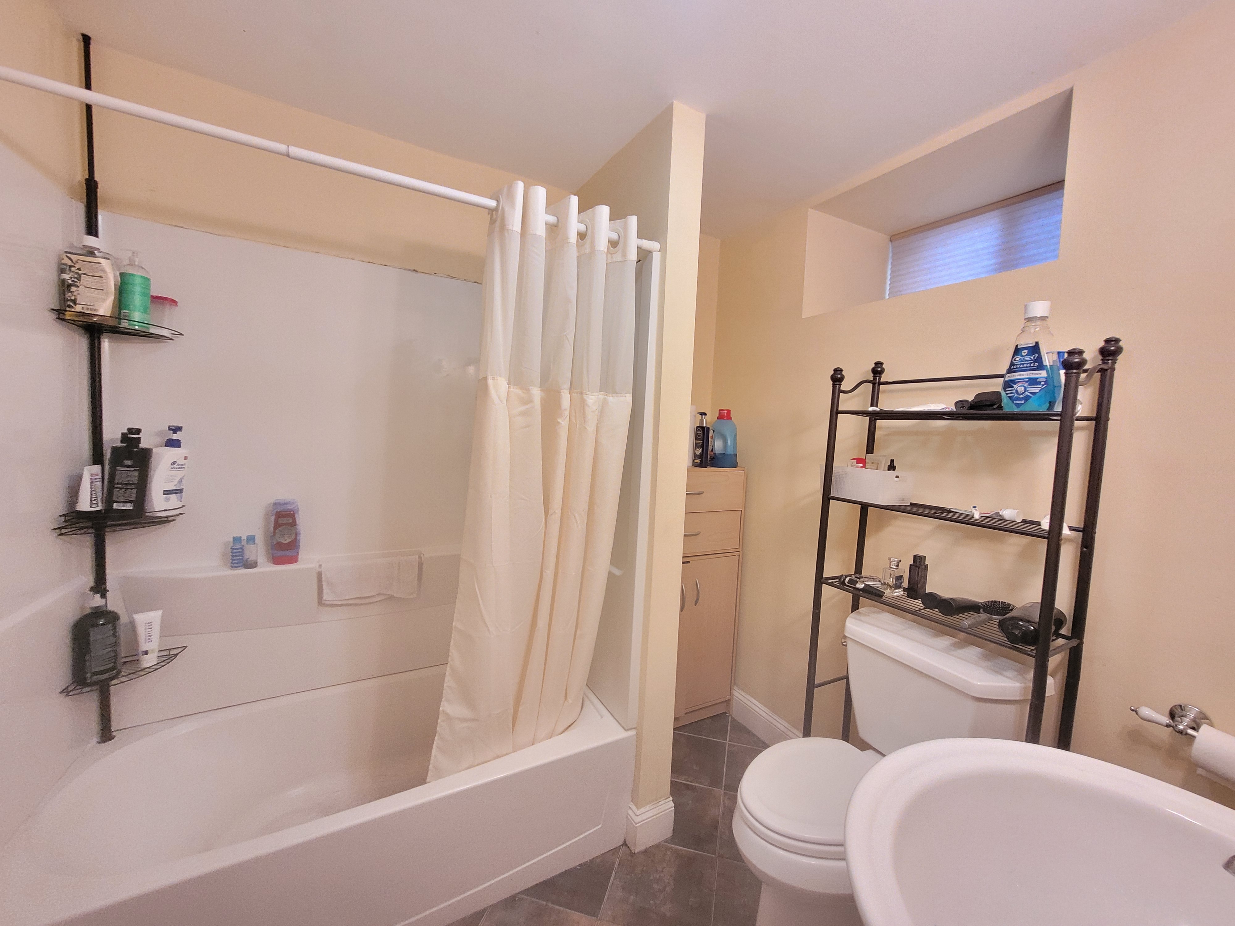 126 Calumet St, Mission Hill