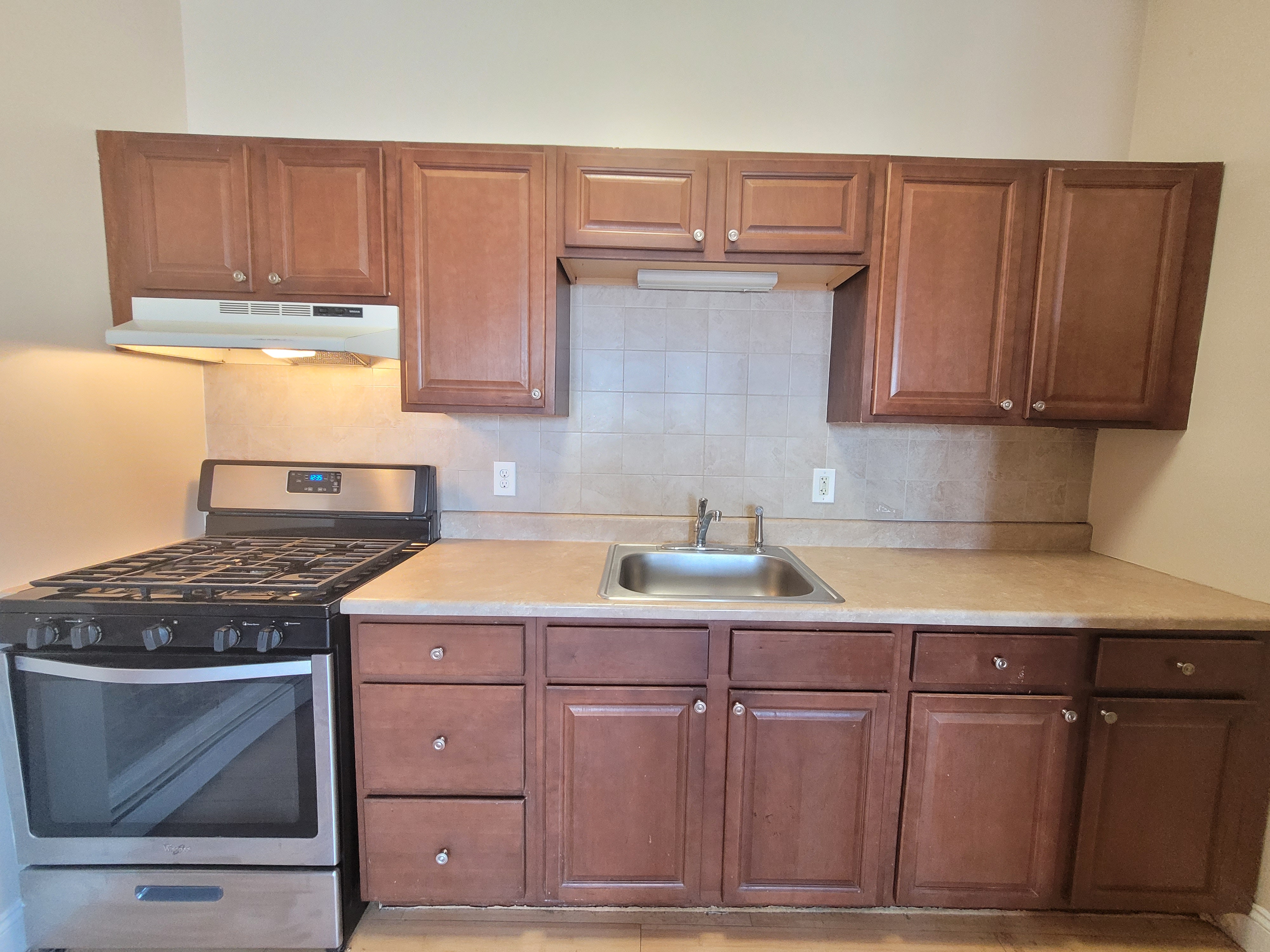 342 Warren St, Roxbury